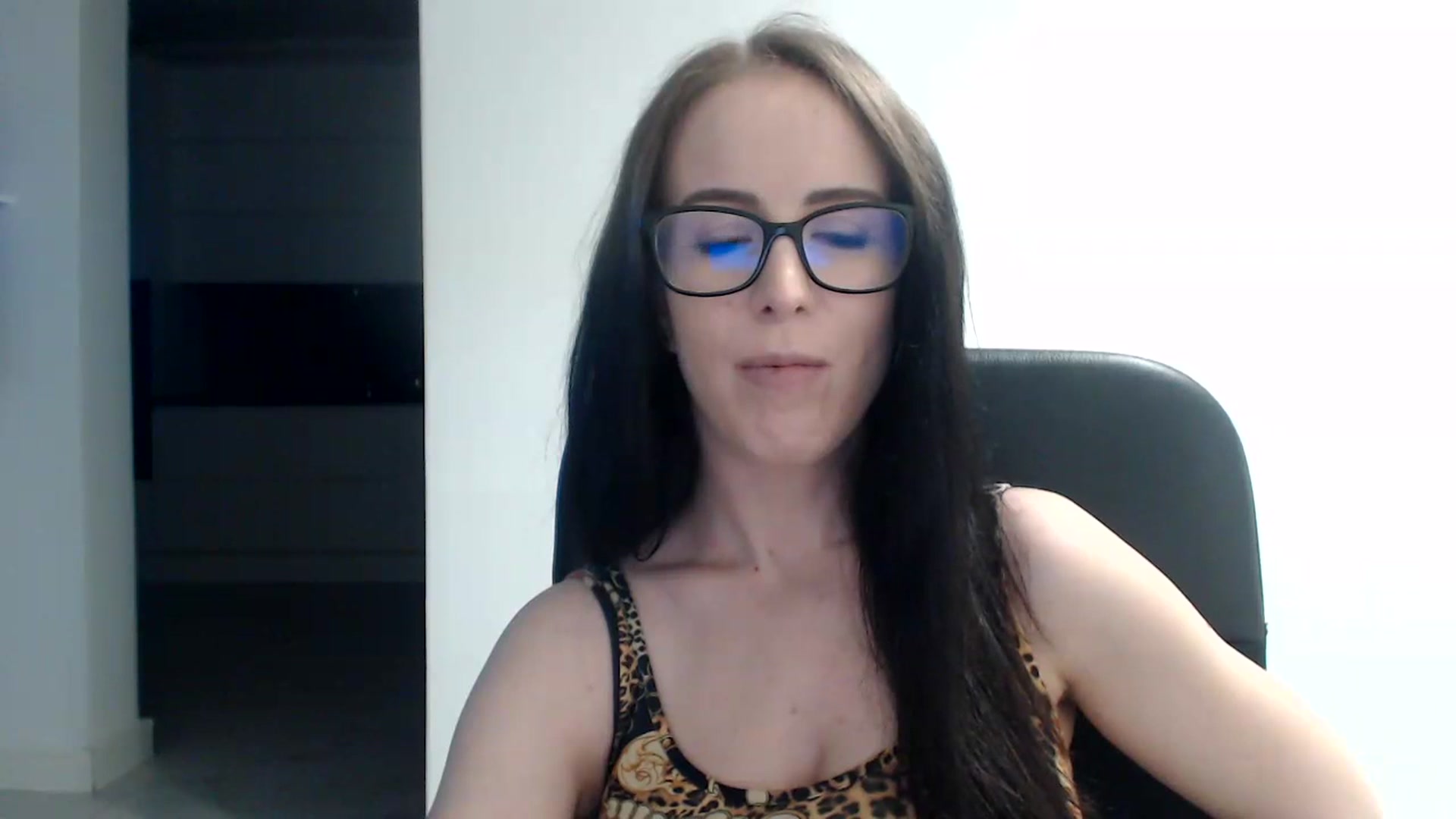 Gallery image thumbnail from Alexys23's myfreecams stream on, 09/11/2023, 01:47 image 19 of 20