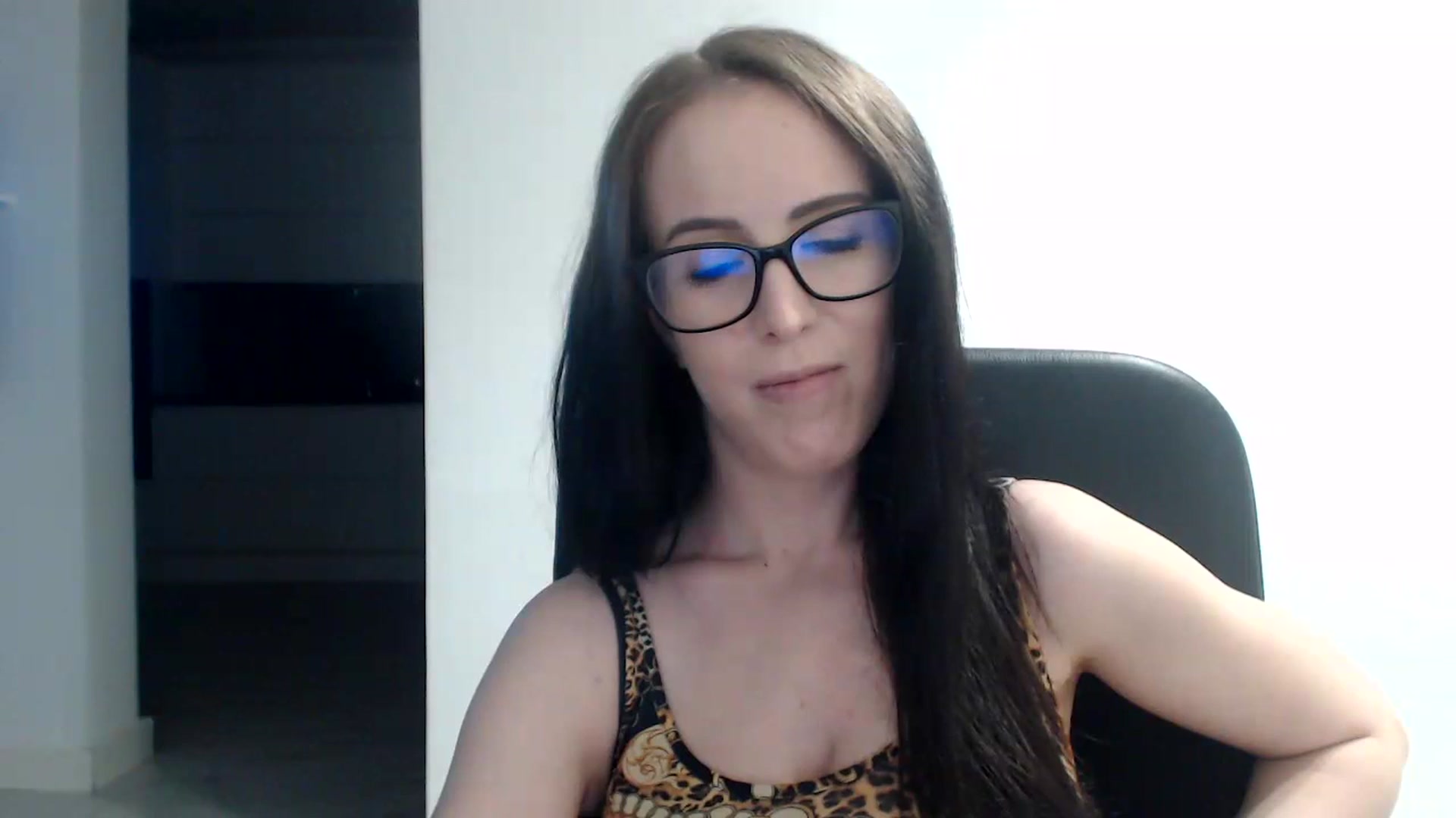 Gallery image thumbnail from Alexys23's myfreecams stream on, 09/11/2023, 01:47 image 17 of 20