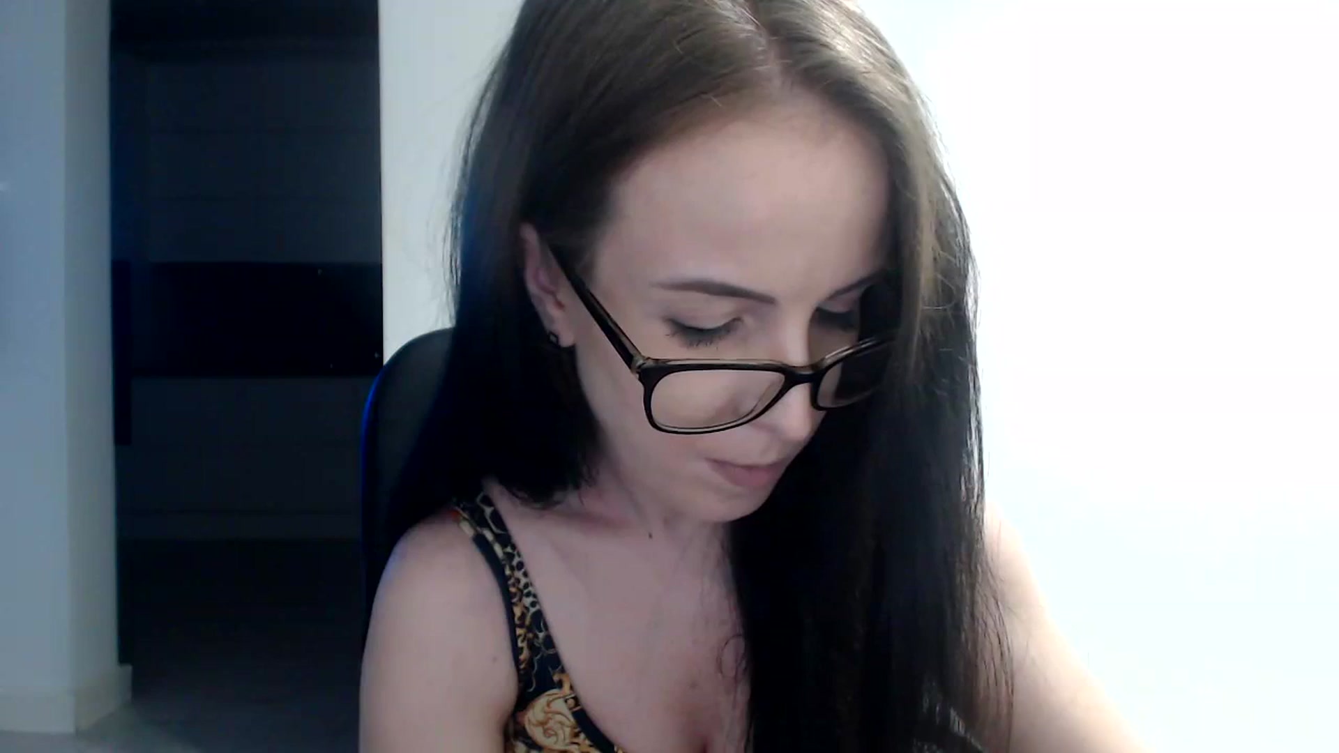 Gallery image thumbnail from Alexys23's myfreecams stream on, 09/11/2023, 01:47 image 1 of 20