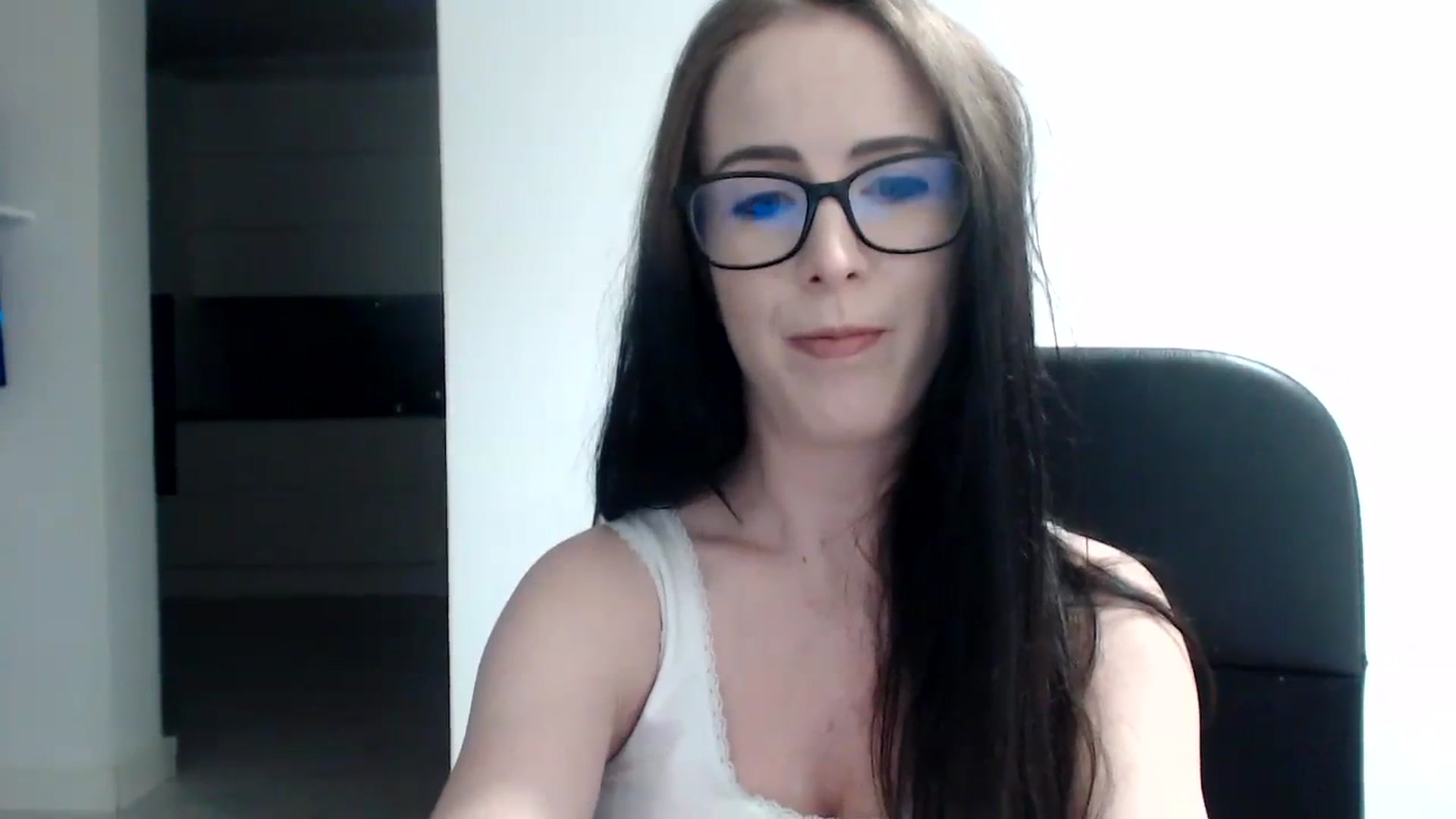Gallery image thumbnail from Alexys23's myfreecams stream on, 10/09/2023, 02:40 image 20 of 20
