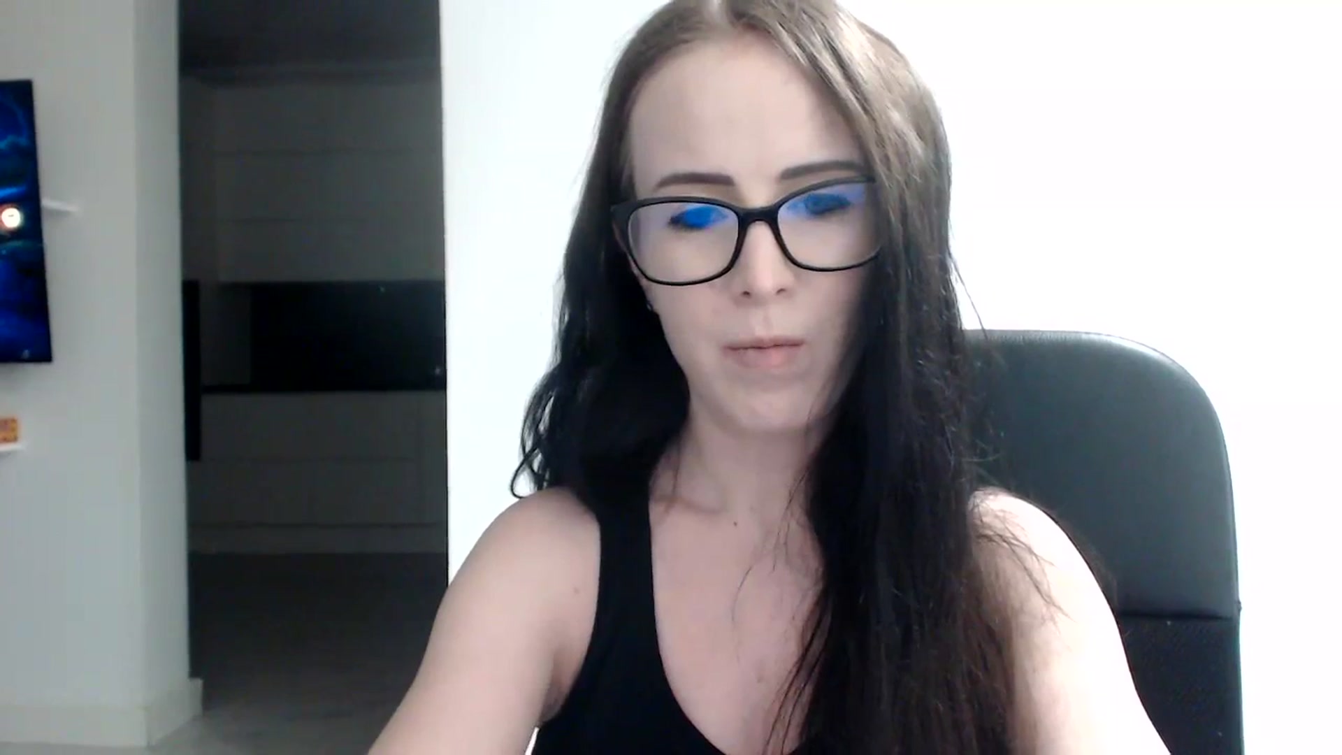Gallery image thumbnail from Alexys23's myfreecams stream on, 10/15/2023, 02:54 image 4 of 20