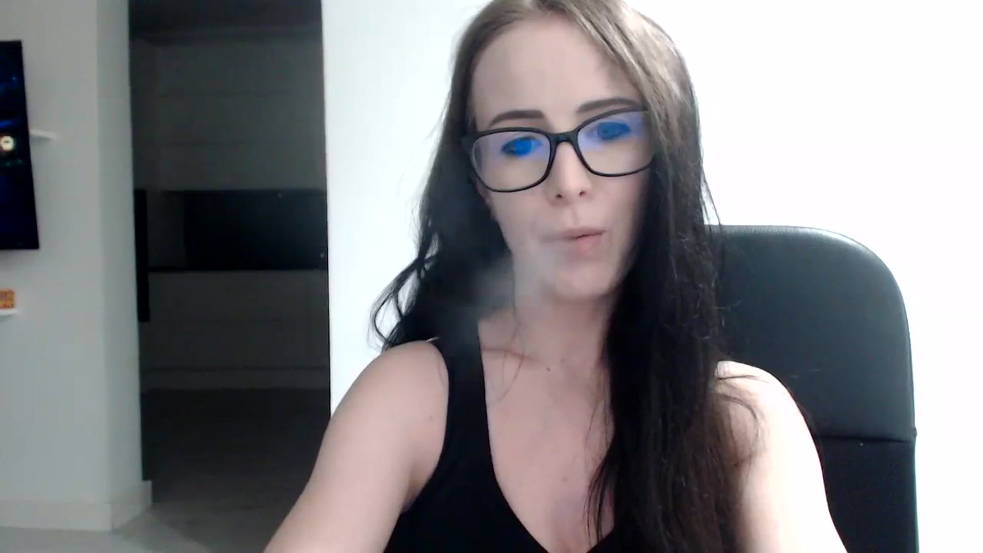 Gallery image thumbnail from Alexys23's myfreecams stream on, 10/15/2023, 02:54 image 20 of 20