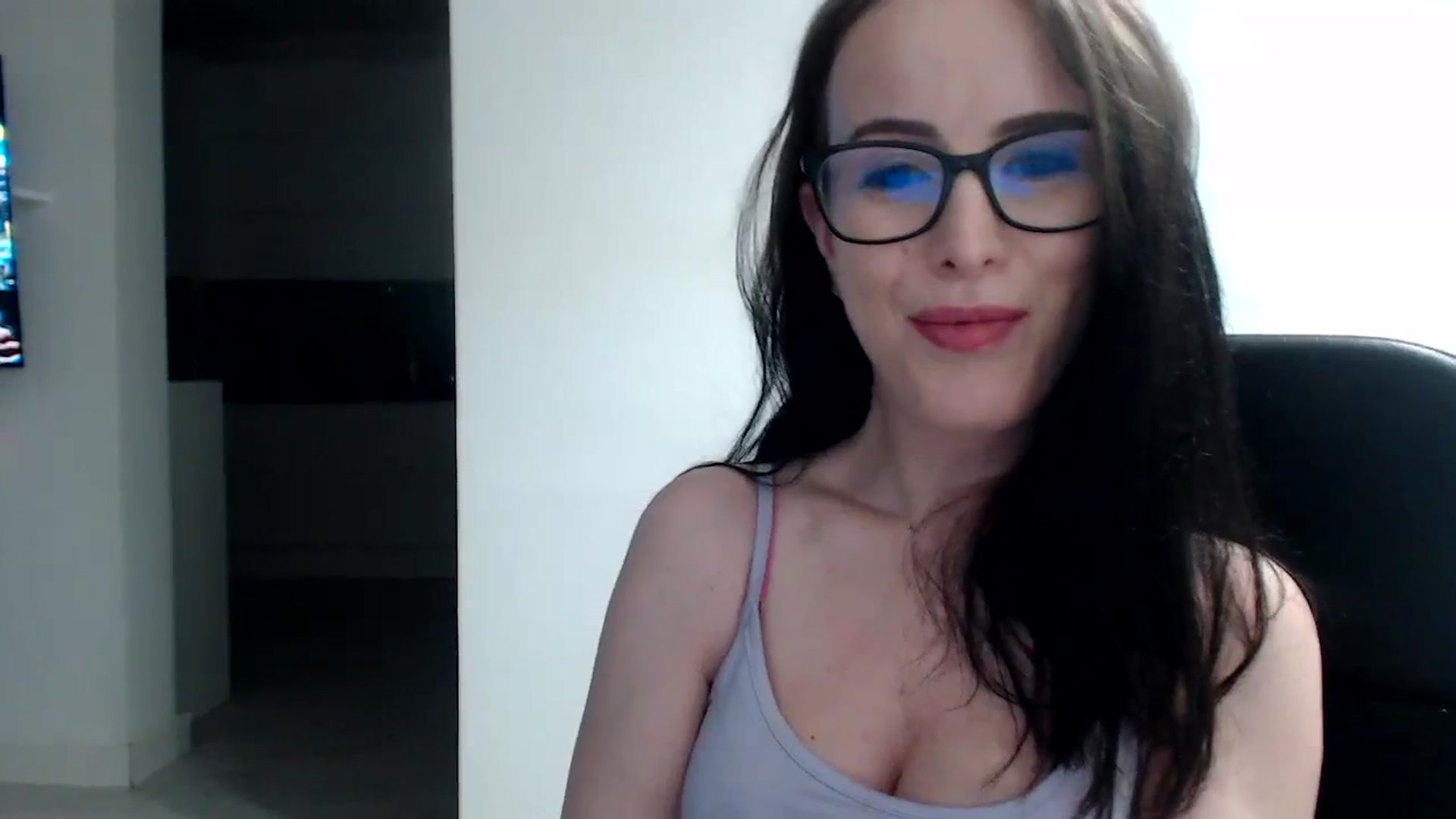 Gallery image thumbnail from Alexys23's myfreecams stream on, 11/11/2023, 01:34 image 17 of 20
