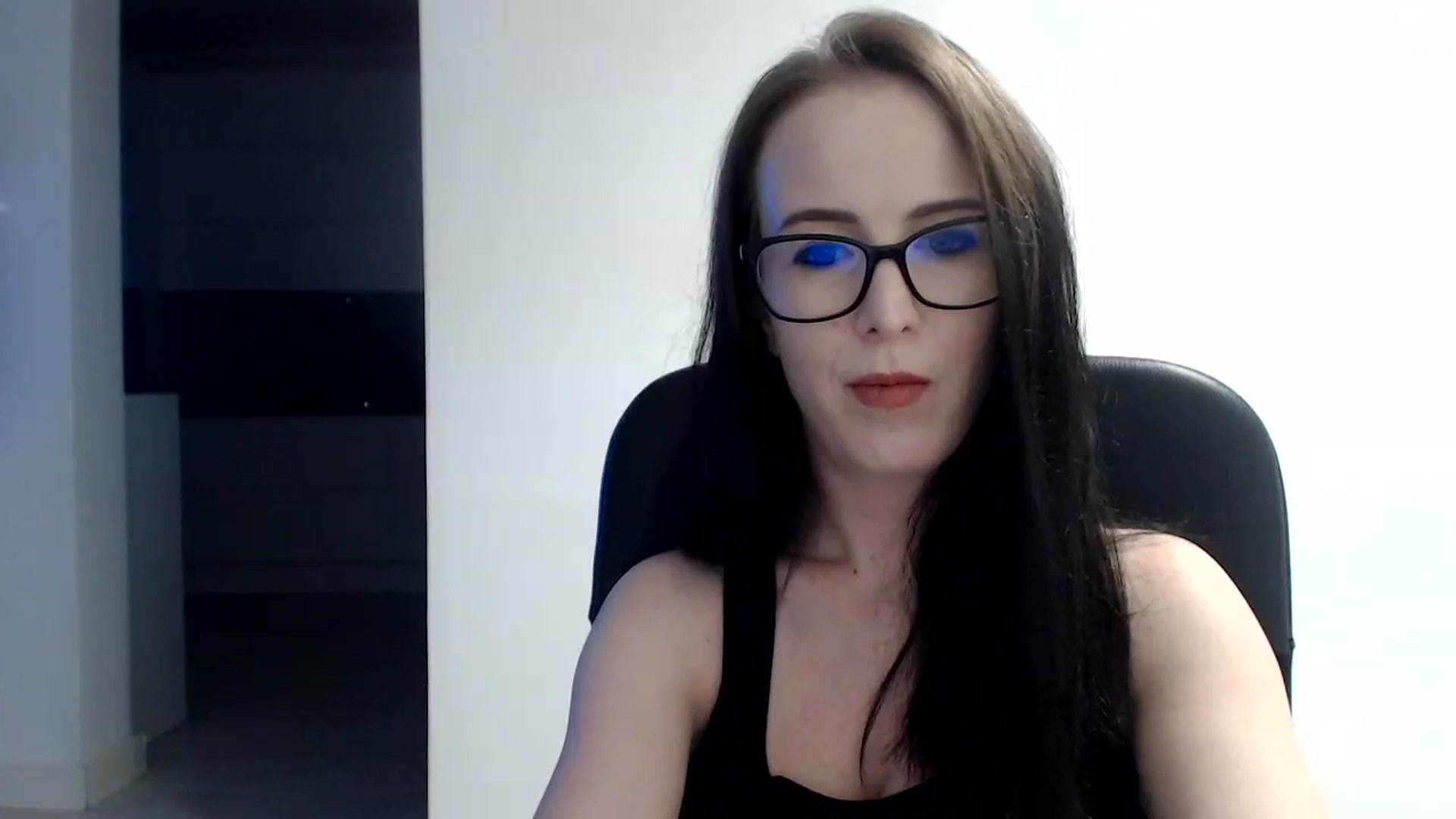 Gallery image thumbnail from Alexys23's myfreecams stream on, 11/12/2023, 02:31 image 4 of 20