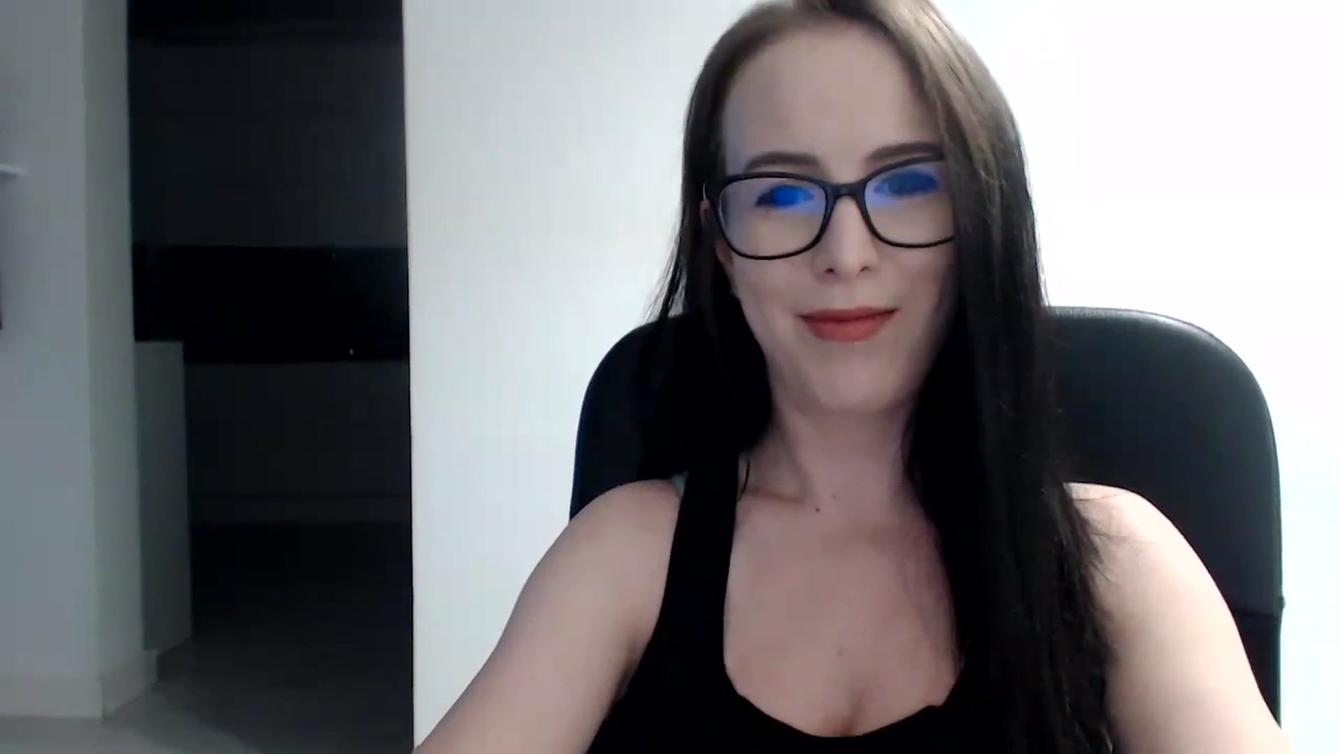 Gallery image thumbnail from Alexys23's myfreecams stream on, 11/12/2023, 02:31 image 17 of 20
