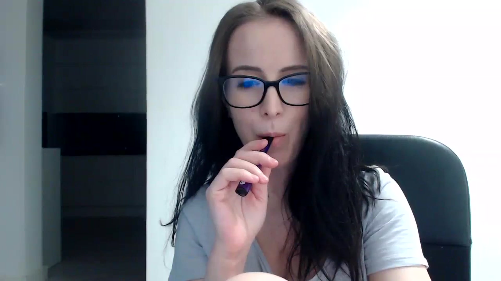 Gallery image thumbnail from Alexys23's myfreecams stream on, 11/25/2023, 02:41 image 4 of 20