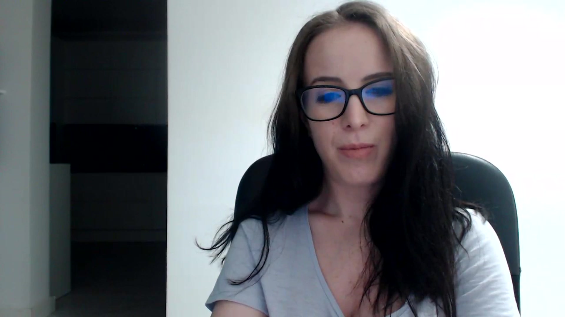 Gallery image thumbnail from Alexys23's myfreecams stream on, 11/25/2023, 02:41 image 7 of 20