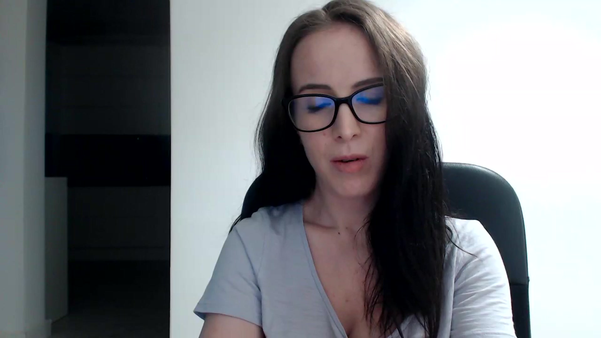 Gallery image thumbnail from Alexys23's myfreecams stream on, 11/25/2023, 02:41 image 19 of 20