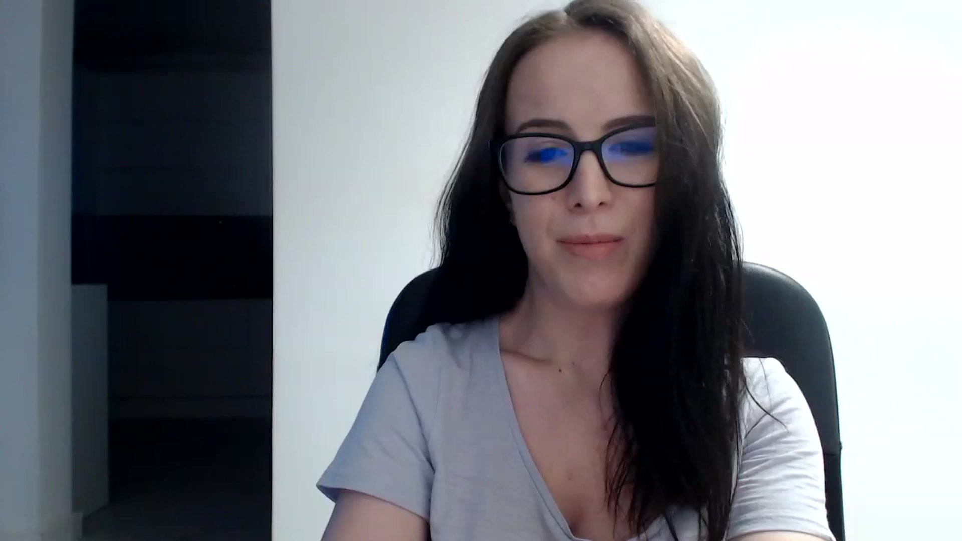 Gallery image thumbnail from Alexys23's myfreecams stream on, 11/25/2023, 02:41 image 18 of 20