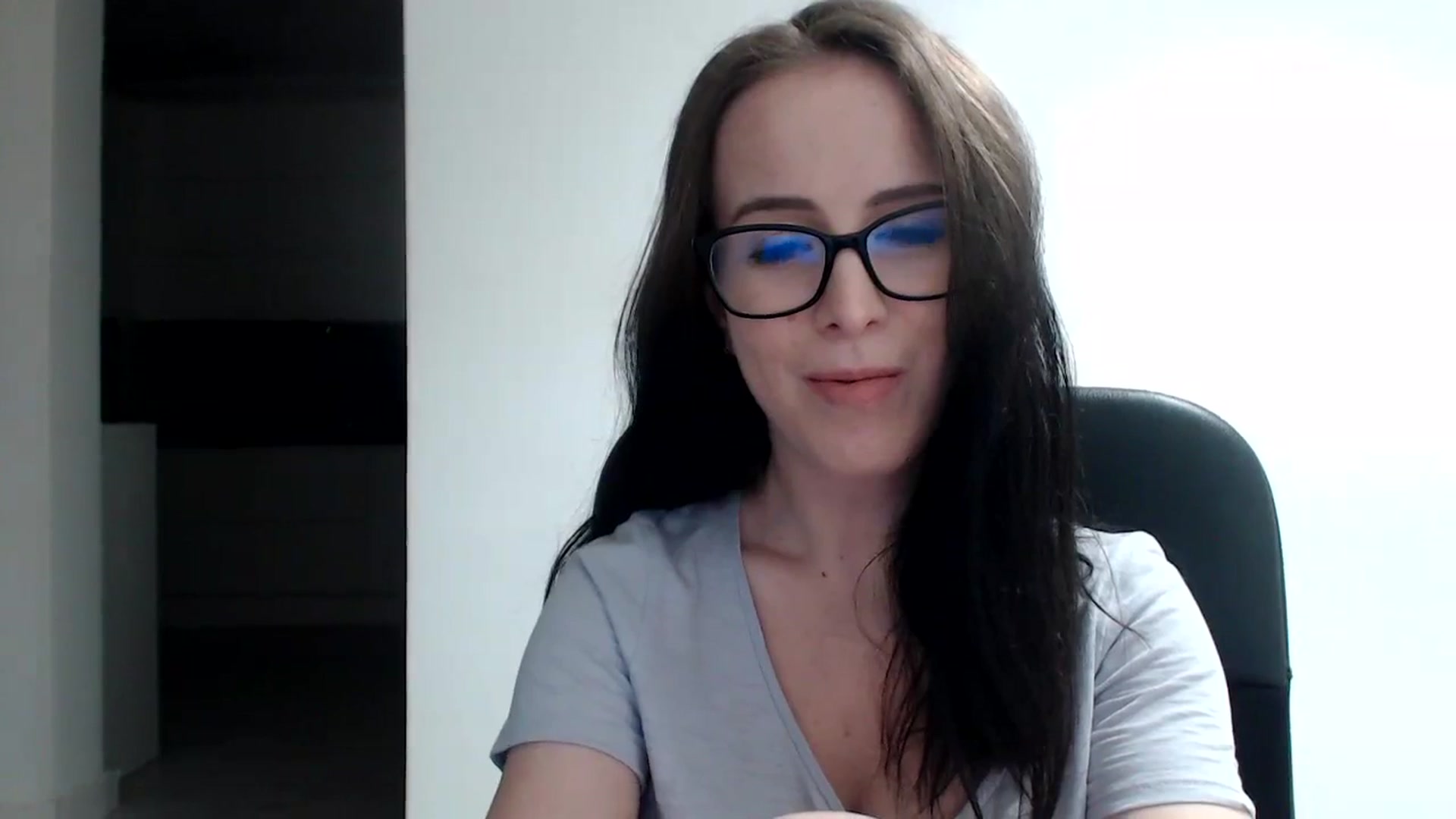 Gallery image thumbnail from Alexys23's myfreecams stream on, 11/25/2023, 02:41 image 20 of 20