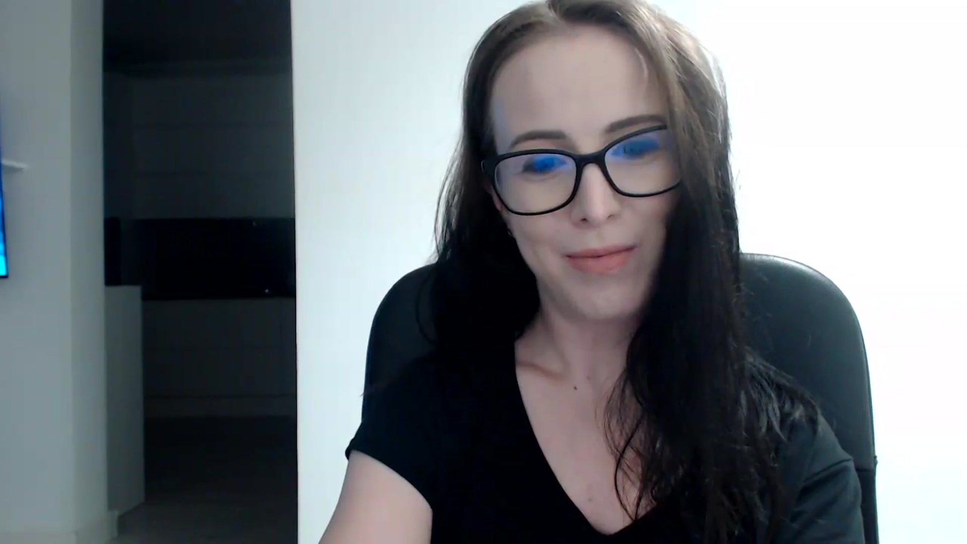 Gallery image thumbnail from Alexys23's myfreecams stream on, 11/26/2023, 01:53 image 19 of 20