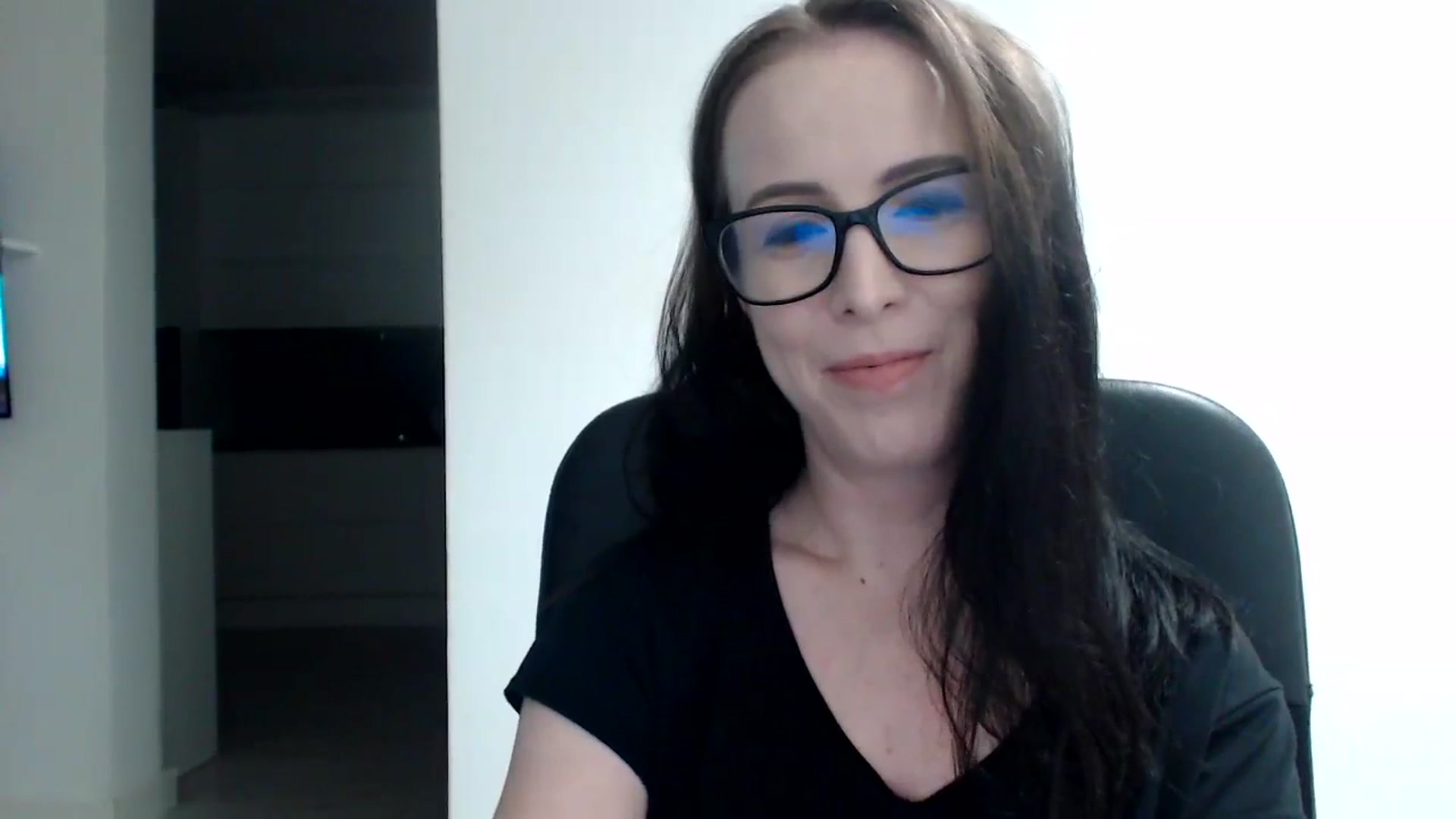 Gallery image thumbnail from Alexys23's myfreecams stream on, 11/26/2023, 01:53 image 18 of 20