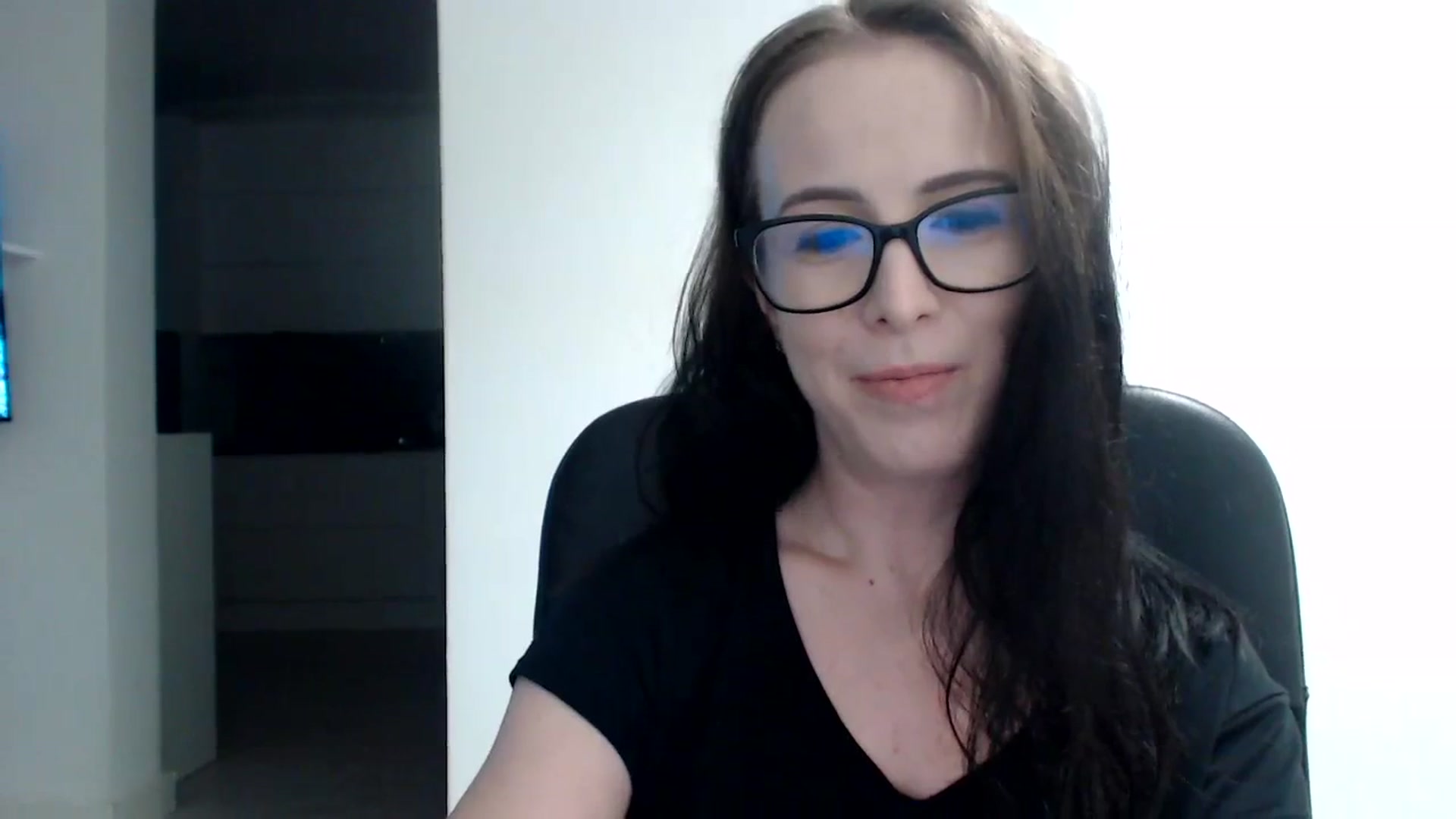 Gallery image thumbnail from Alexys23's myfreecams stream on, 11/26/2023, 01:53 image 16 of 20