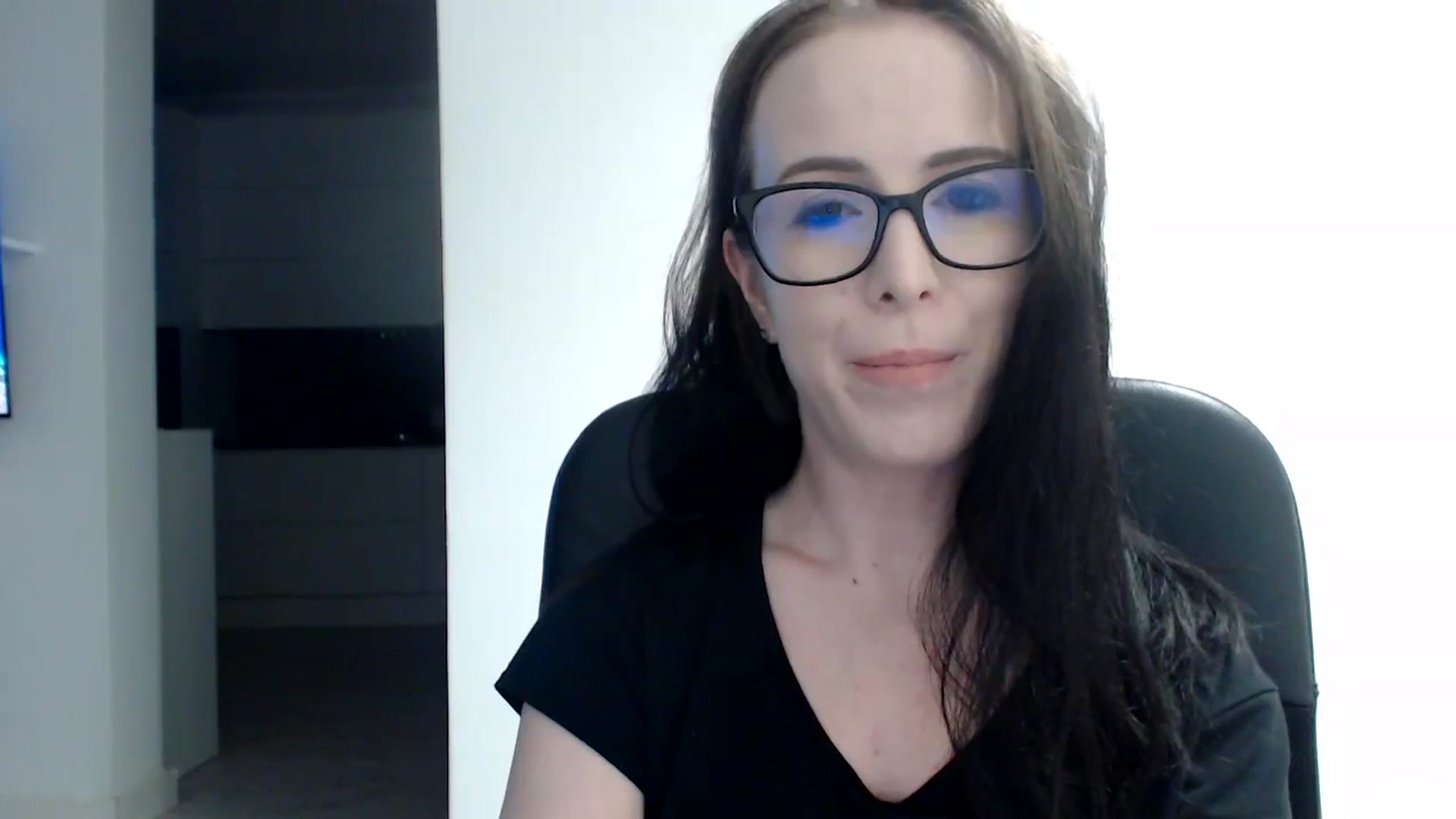 Gallery image thumbnail from Alexys23's myfreecams stream on, 11/26/2023, 01:53 image 8 of 20