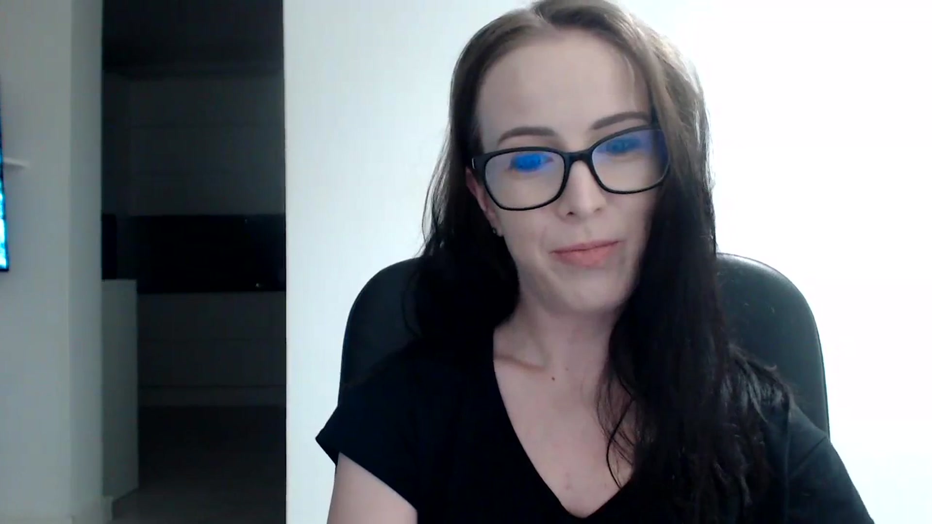 Gallery image thumbnail from Alexys23's myfreecams stream on, 11/26/2023, 01:53 image 12 of 20