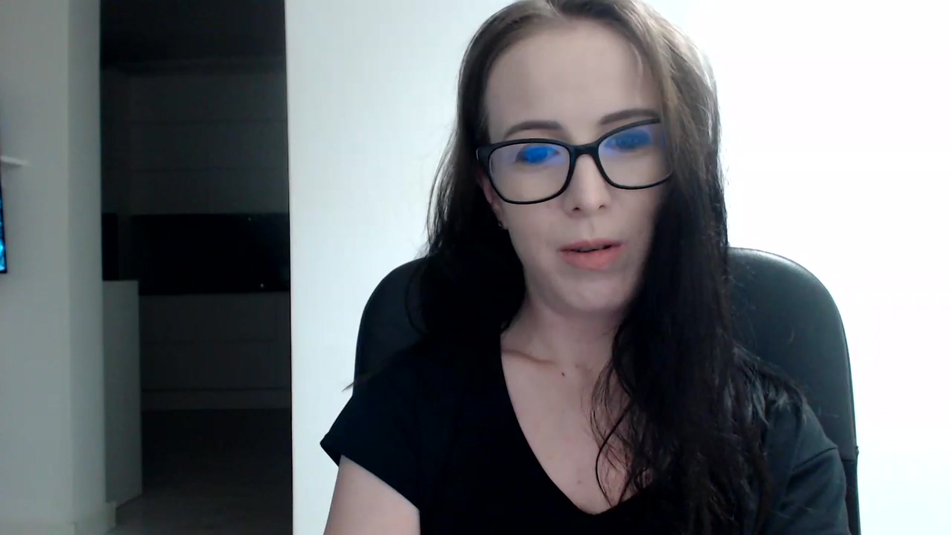 Gallery image thumbnail from Alexys23's myfreecams stream on, 11/26/2023, 01:53 image 20 of 20