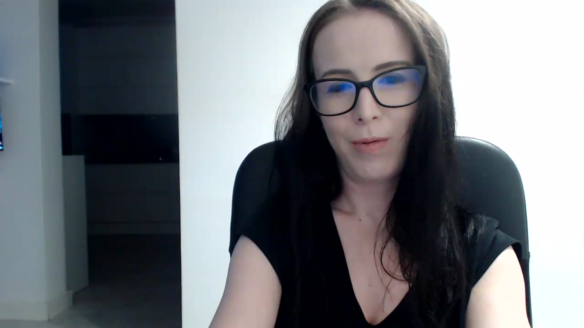 Gallery image thumbnail from Alexys23's myfreecams stream on, 11/26/2023, 02:26 image 9 of 20