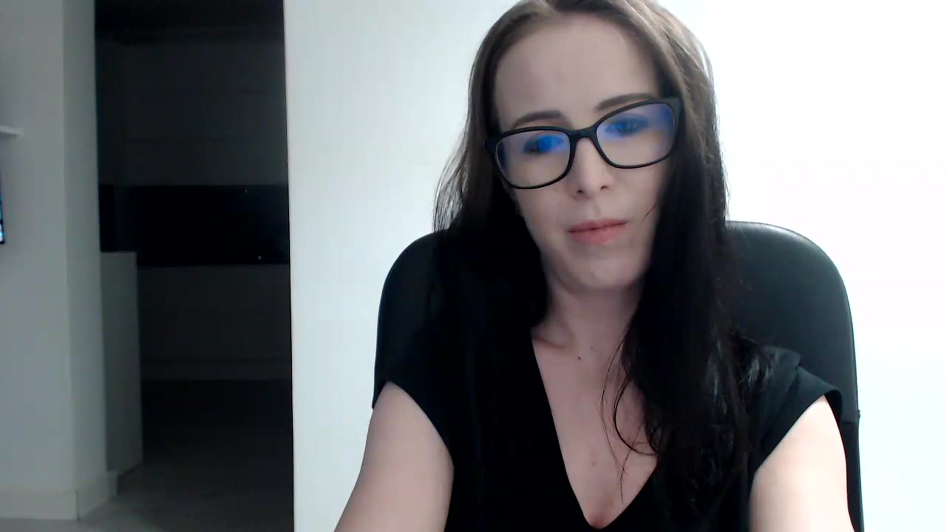 Gallery image thumbnail from Alexys23's myfreecams stream on, 11/26/2023, 02:26 image 6 of 20