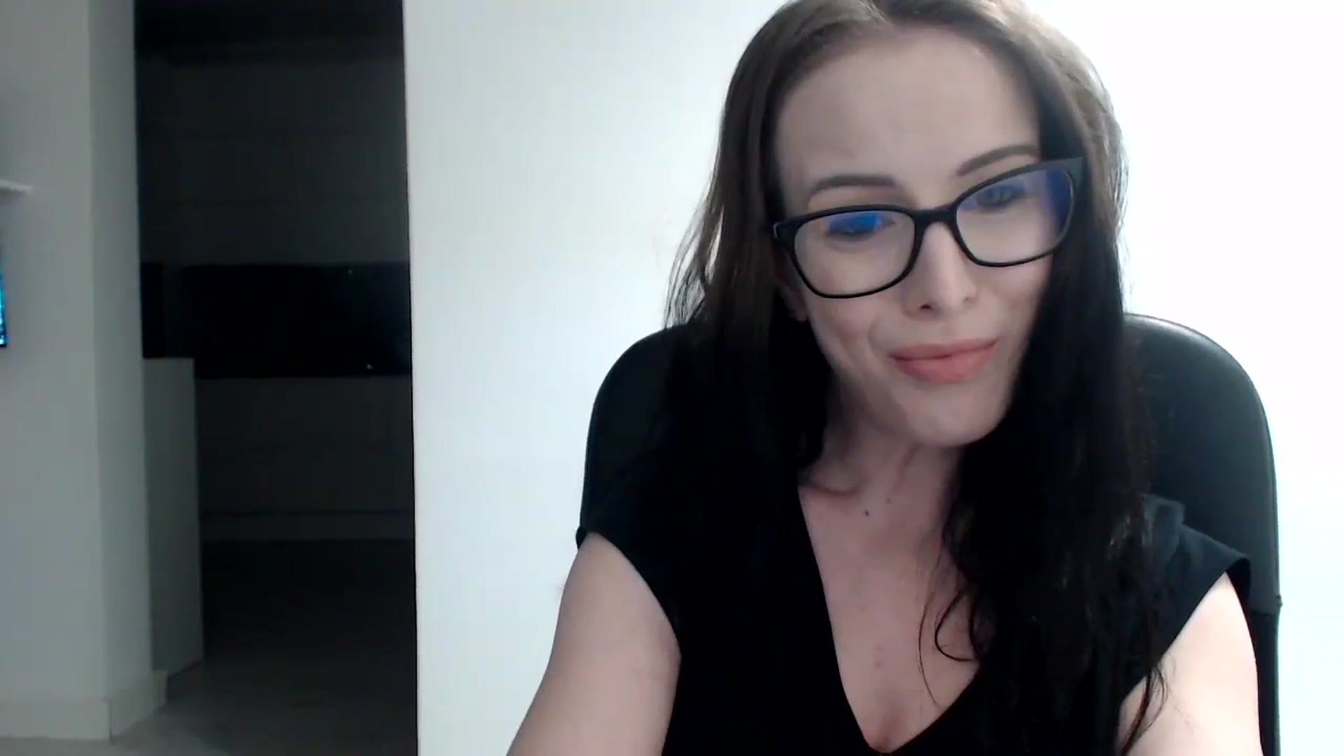 Gallery image thumbnail from Alexys23's myfreecams stream on, 11/26/2023, 02:26 image 4 of 20