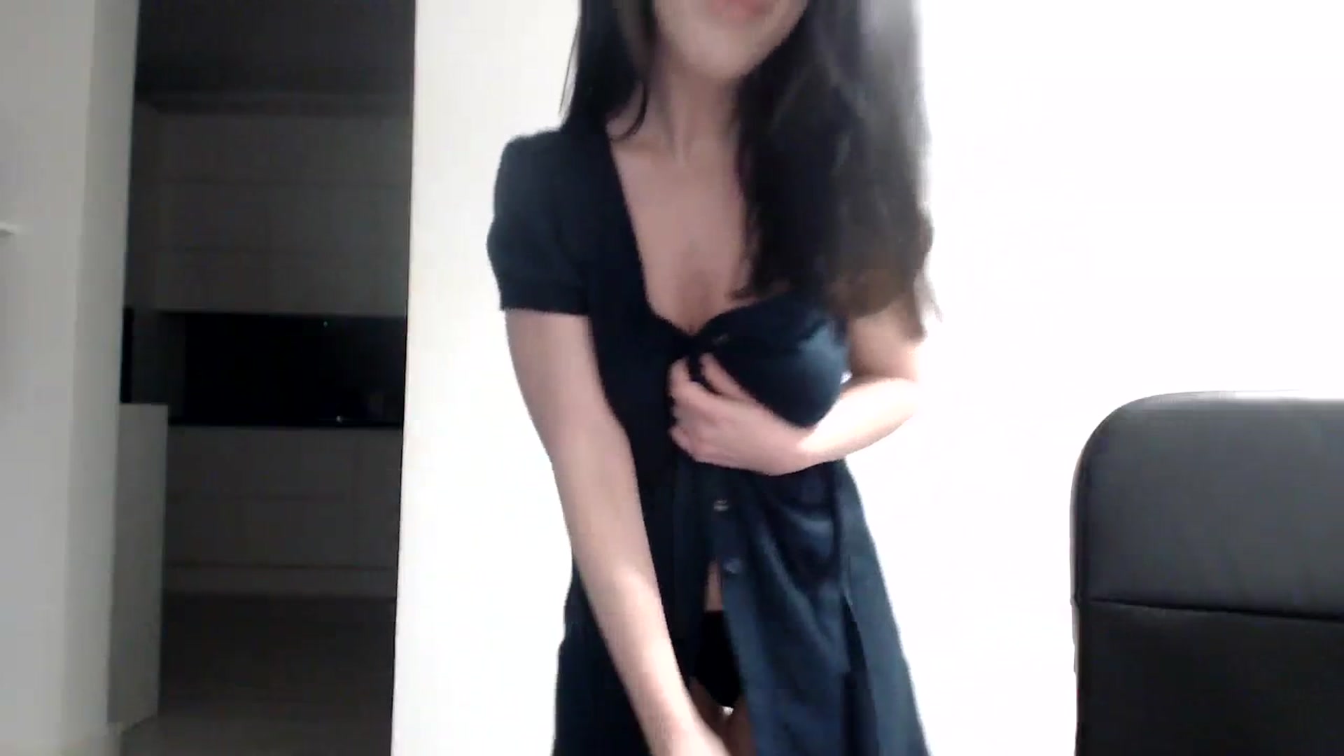 Gallery image thumbnail from Alexys23's myfreecams stream on, 11/27/2023, 05:15 image 10 of 20