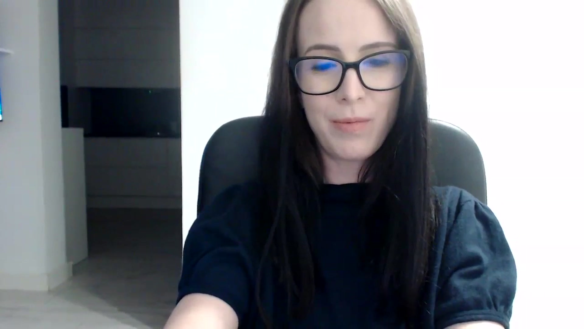 Gallery image thumbnail from Alexys23's myfreecams stream on, 11/27/2023, 05:15 image 20 of 20