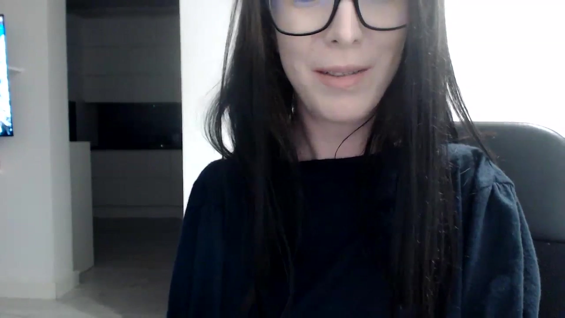 Gallery image thumbnail from Alexys23's myfreecams stream on, 11/27/2023, 06:35 image 9 of 20