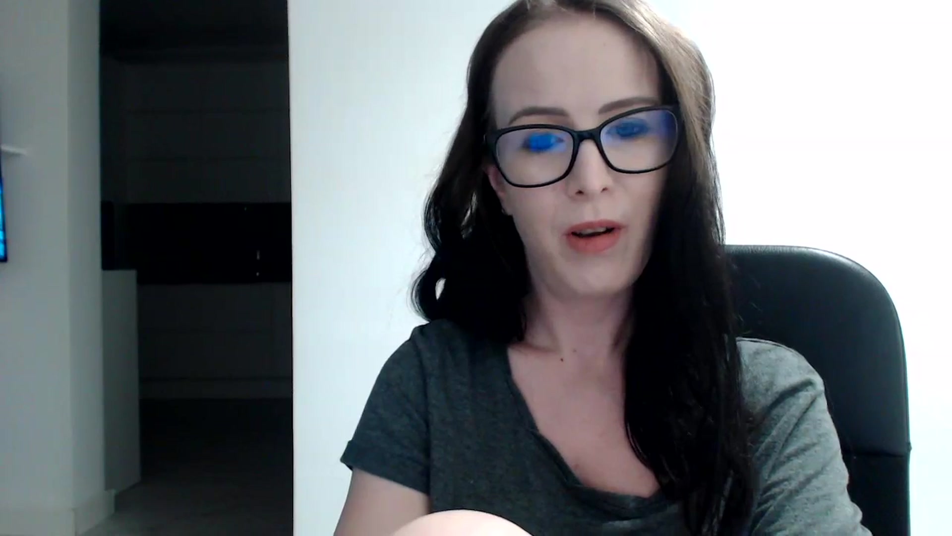 Gallery image thumbnail from Alexys23's myfreecams stream on, 12/10/2023, 03:21 image 20 of 20