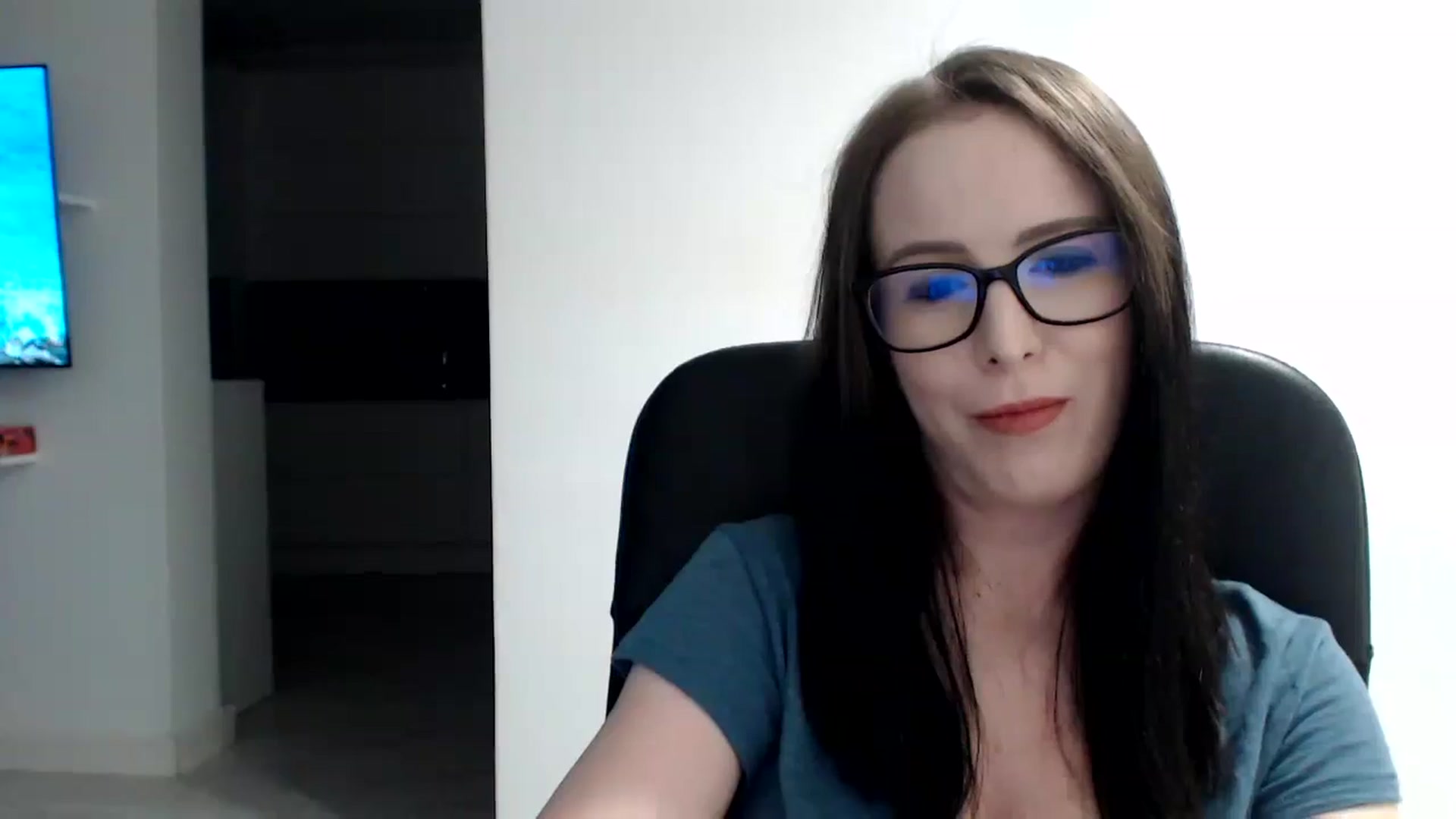 Gallery image thumbnail from Alexys23's myfreecams stream on, 12/11/2023, 03:49 image 20 of 20