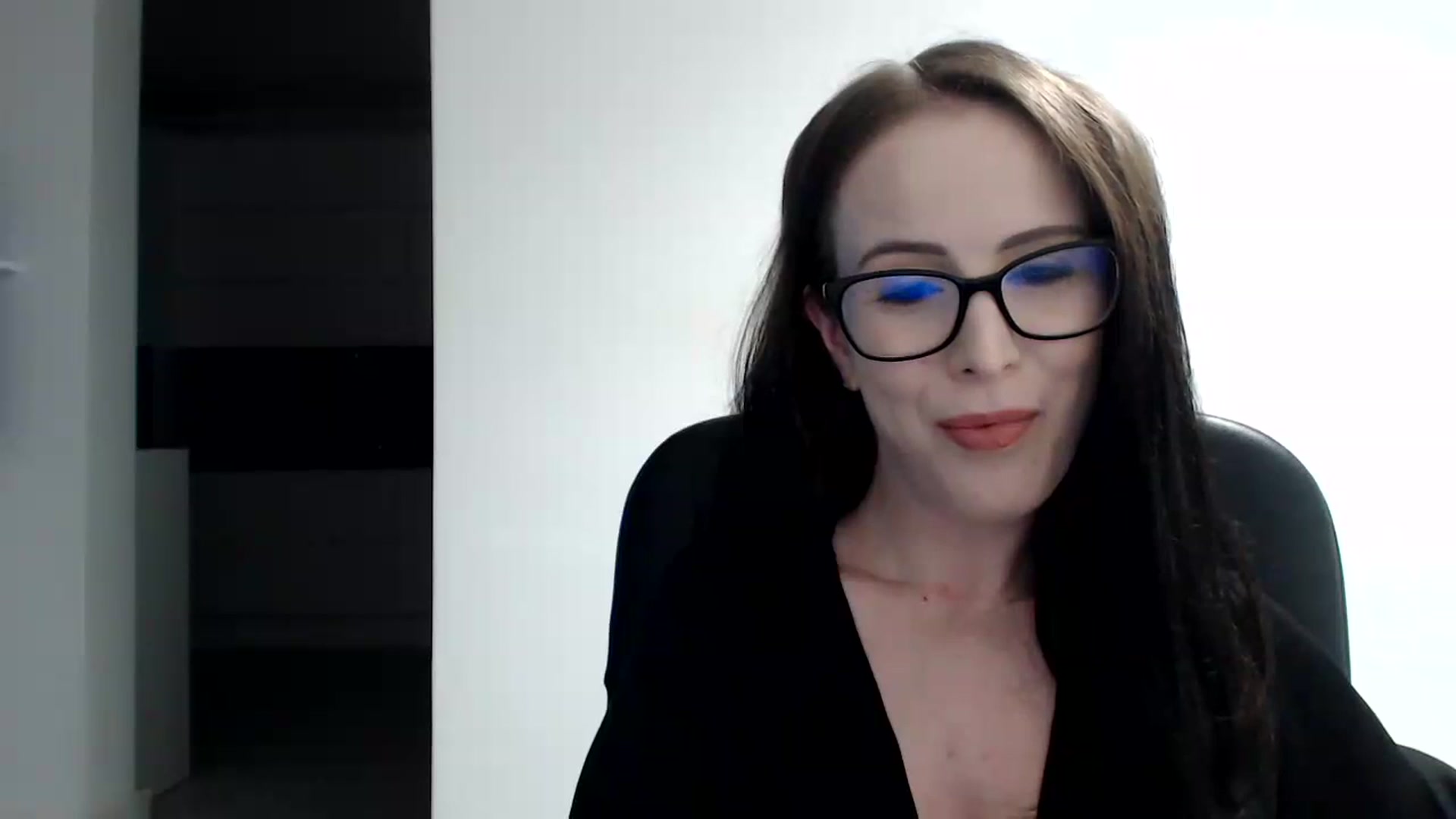 Gallery image thumbnail from Alexys23's myfreecams stream on, 12/24/2023, 02:53 image 11 of 20