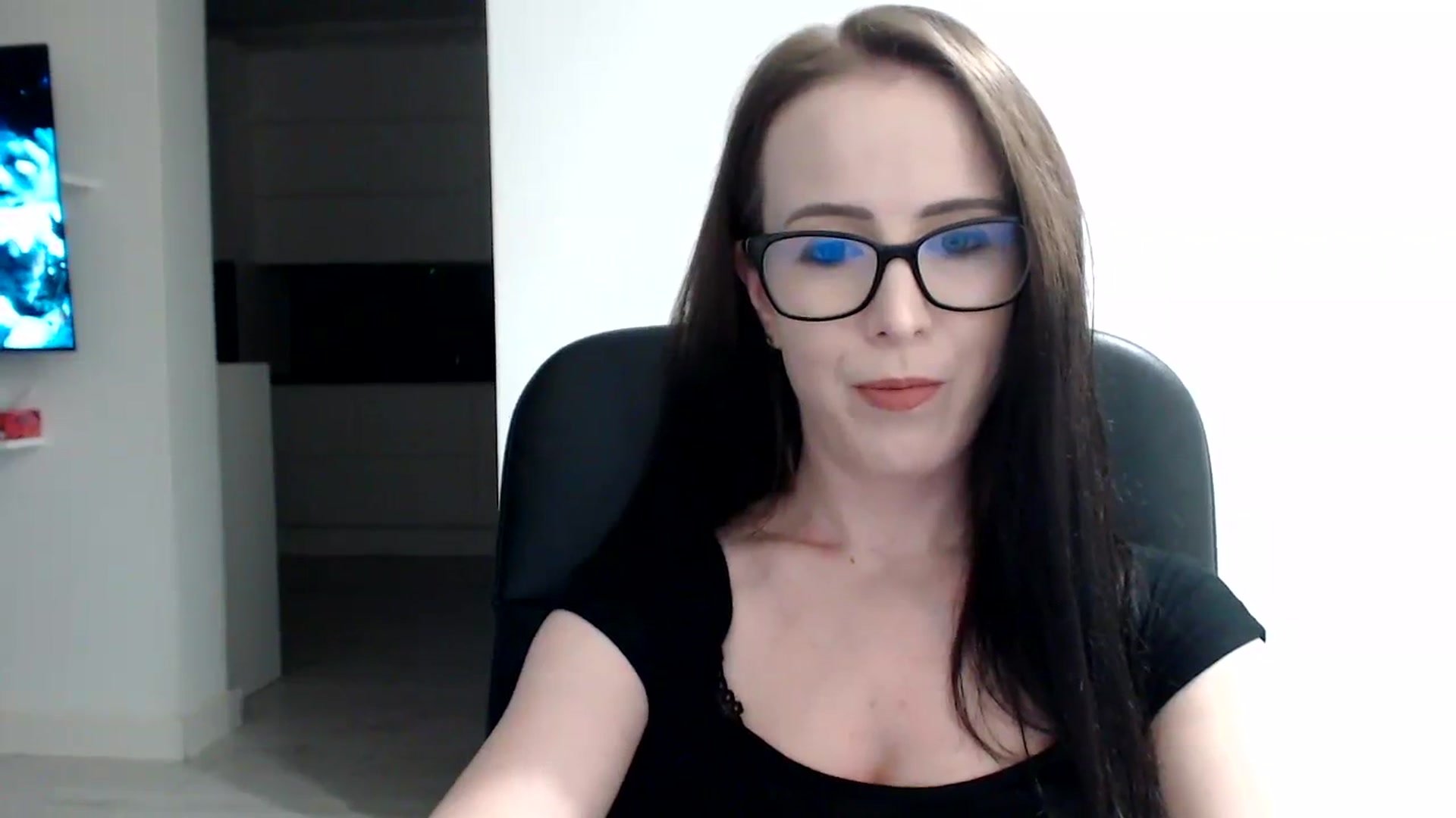 Gallery image thumbnail from Alexys23's myfreecams stream on, 12/25/2023, 03:59 image 19 of 20