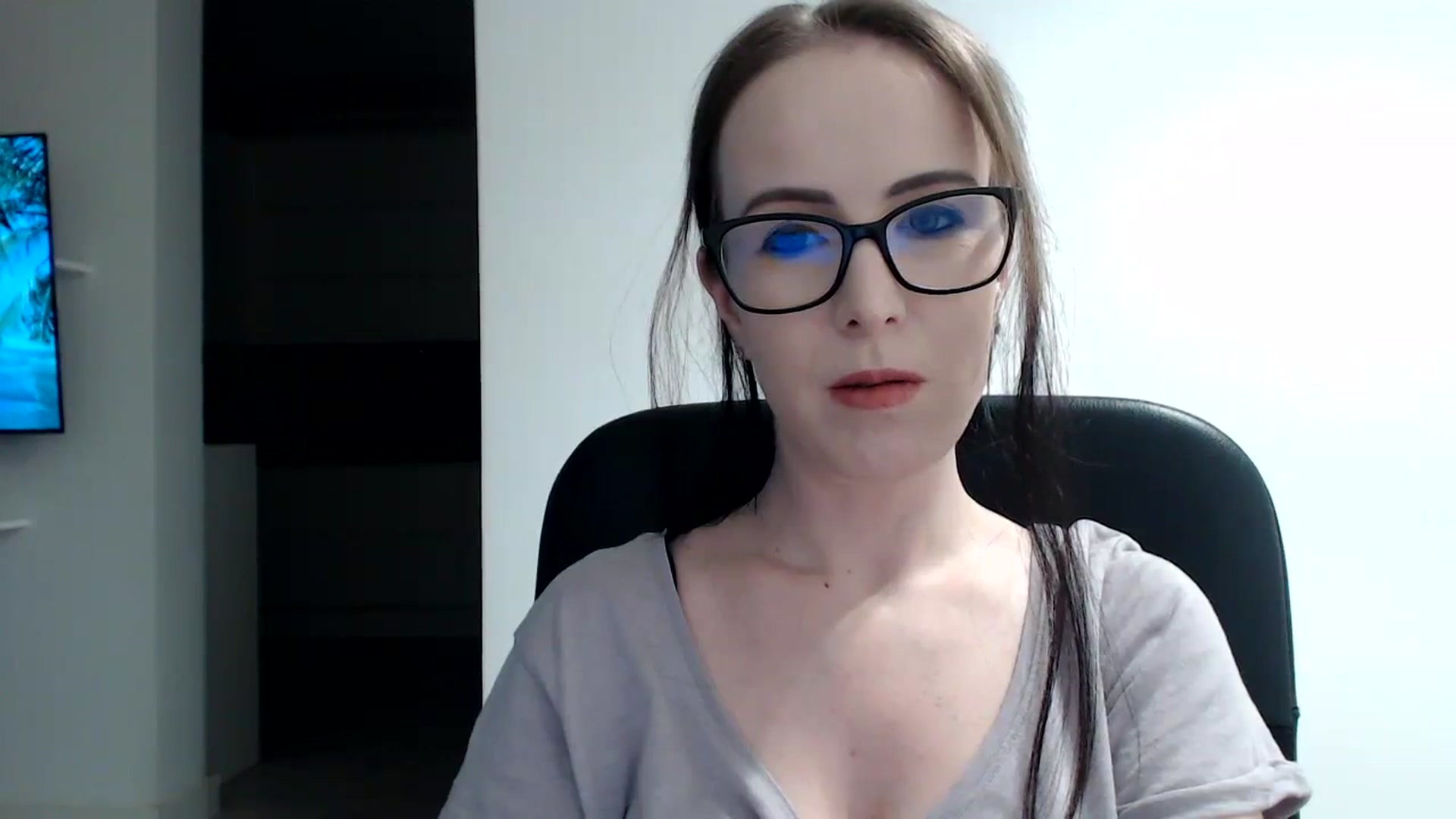 Gallery image thumbnail from Alexys23's myfreecams stream on, 01/29/2024, 02:28 image 3 of 20