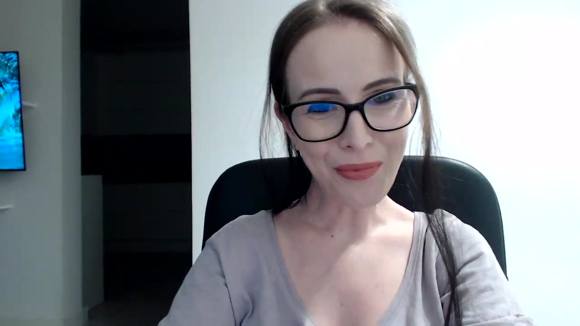Gallery image thumbnail from Alexys23's myfreecams stream on, 01/29/2024, 02:28 image 4 of 20