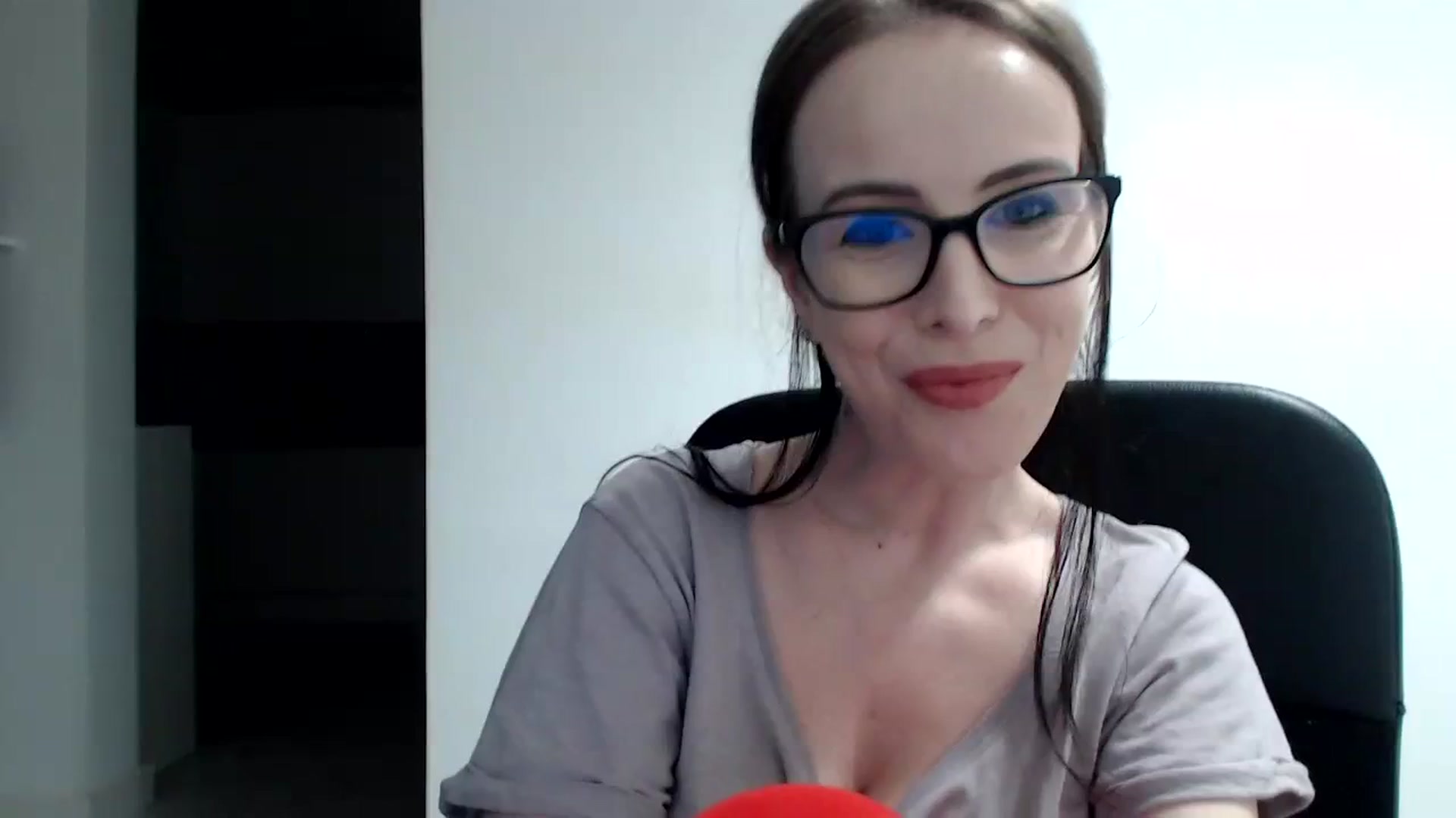Gallery image thumbnail from Alexys23's myfreecams stream on, 01/29/2024, 02:28 image 13 of 20