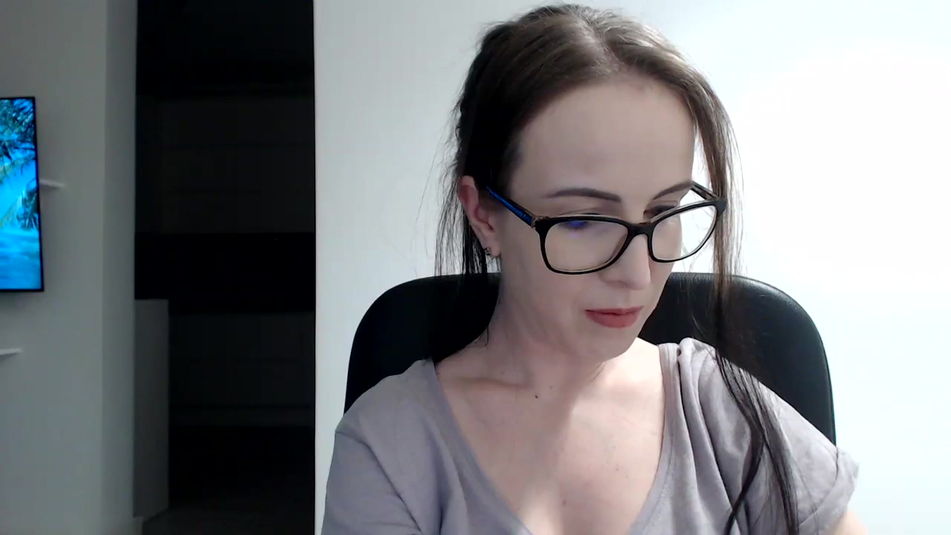 Gallery image thumbnail from Alexys23's myfreecams stream on, 01/29/2024, 02:28 image 2 of 20