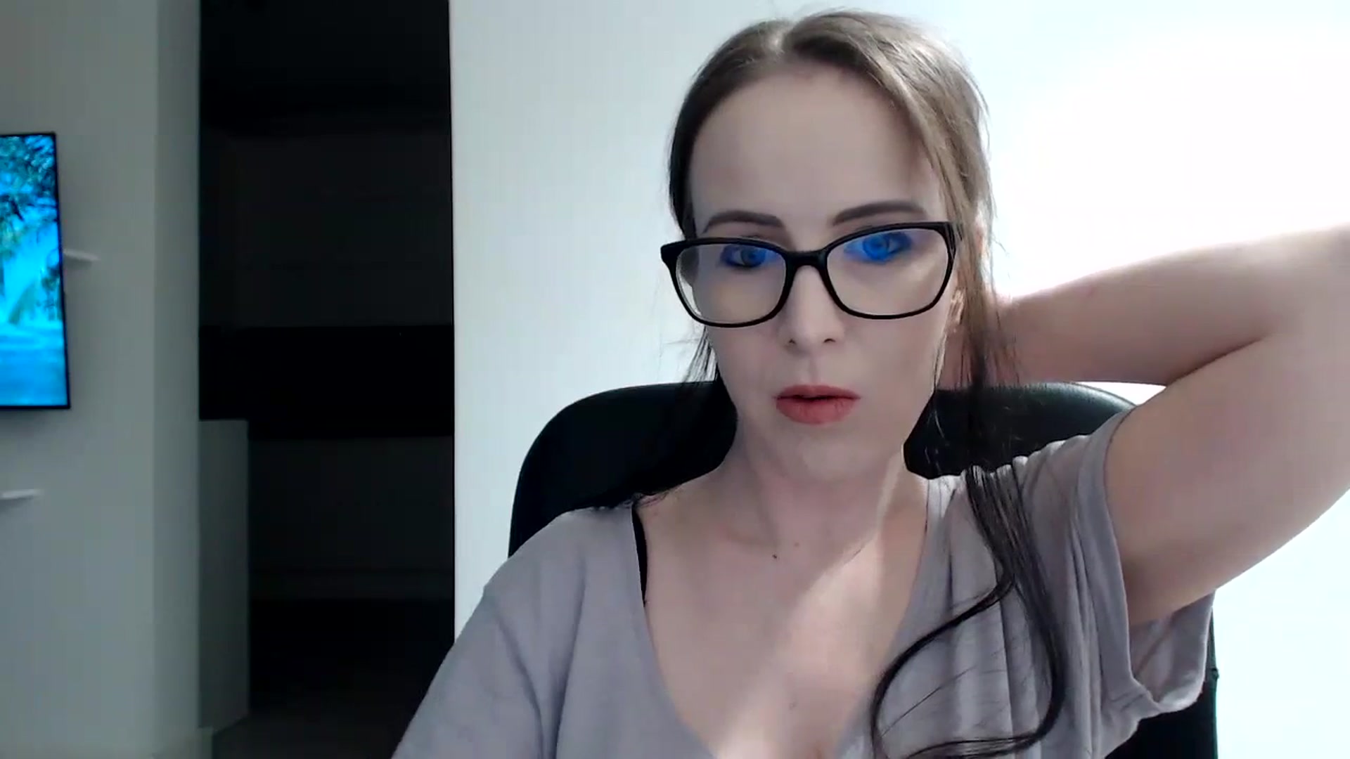 Gallery image thumbnail from Alexys23's myfreecams stream on, 01/29/2024, 02:28 image 7 of 20