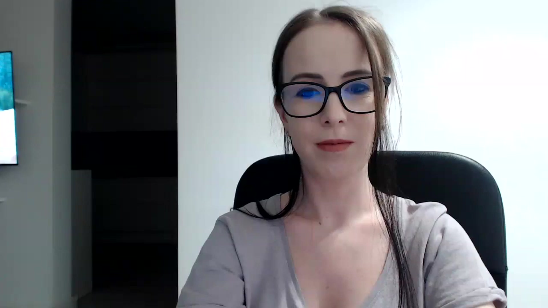 Gallery image thumbnail from Alexys23's myfreecams stream on, 01/29/2024, 02:28 image 19 of 20