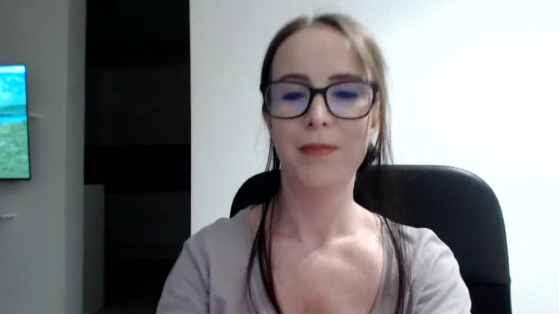 Gallery image thumbnail from Alexys23's myfreecams stream on, 01/29/2024, 03:44 image 16 of 20