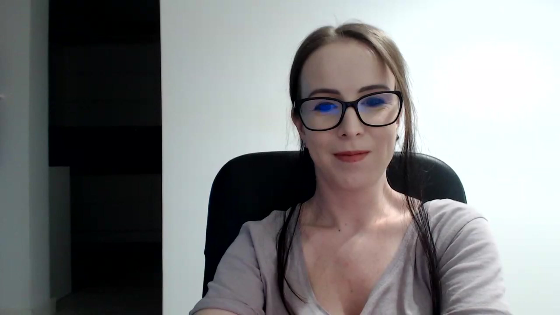 Gallery image thumbnail from Alexys23's myfreecams stream on, 01/29/2024, 03:44 image 8 of 20