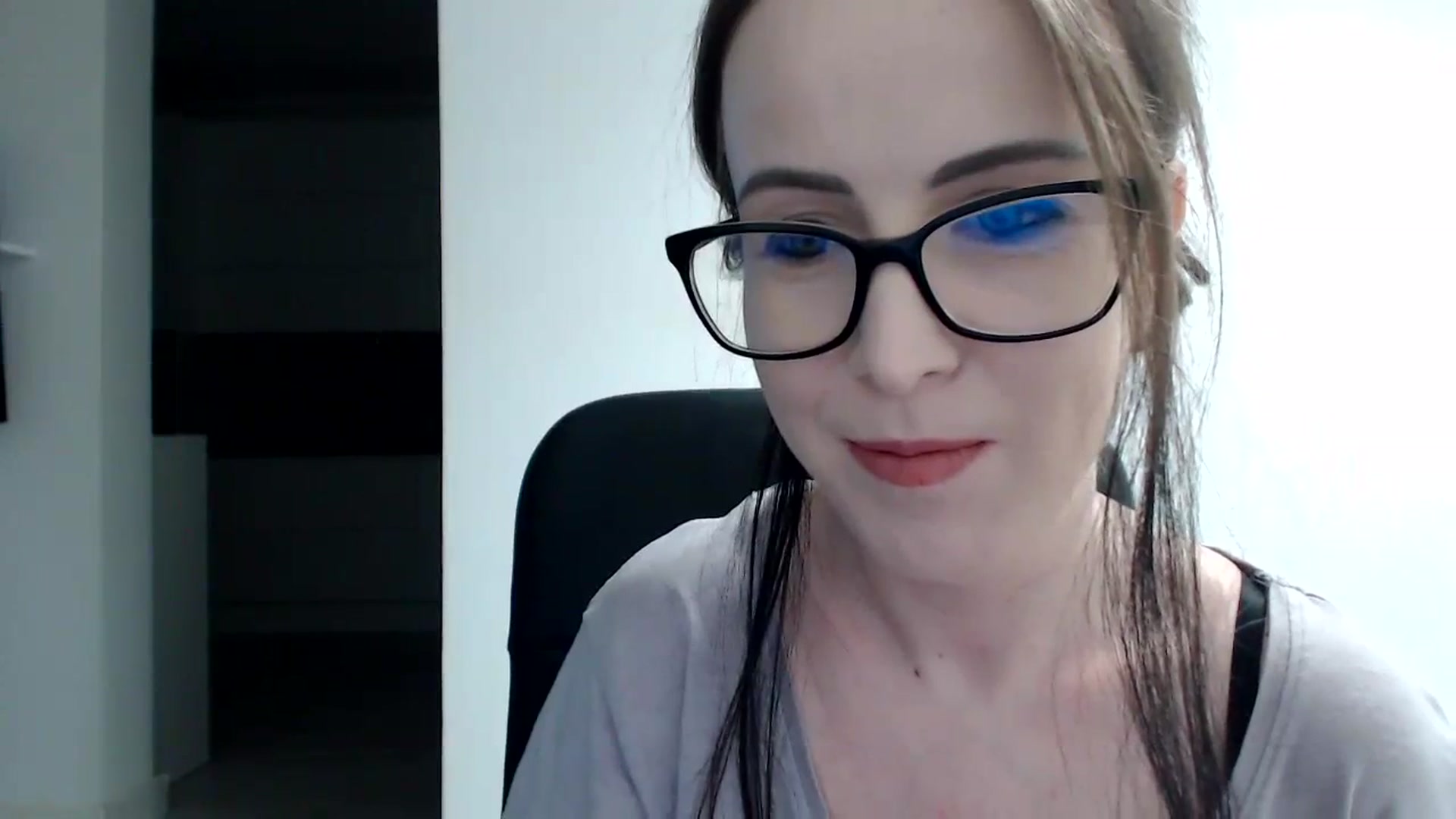 Gallery image thumbnail from Alexys23's myfreecams stream on, 01/29/2024, 03:44 image 11 of 20