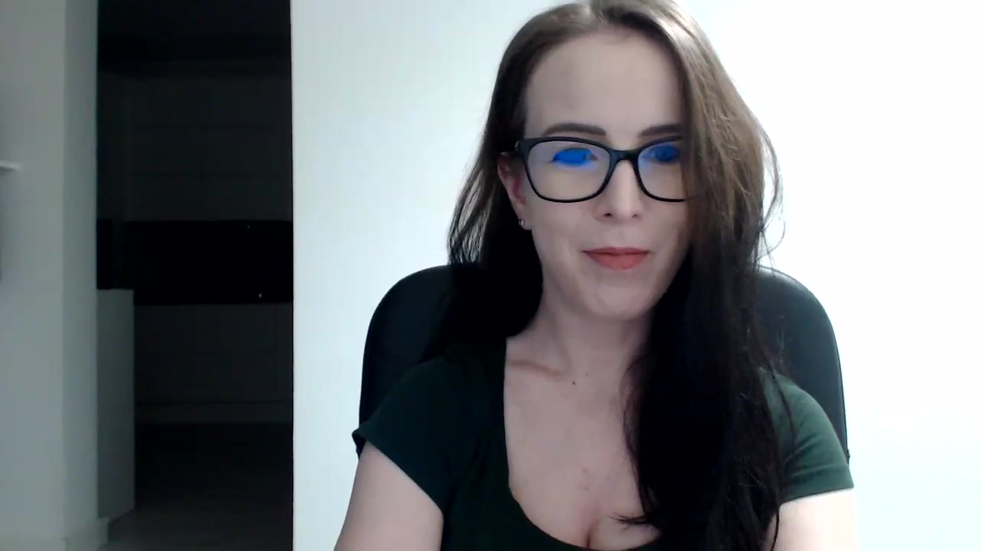 Gallery image thumbnail from Alexys23's myfreecams stream on, 02/12/2024, 02:18 image 4 of 20