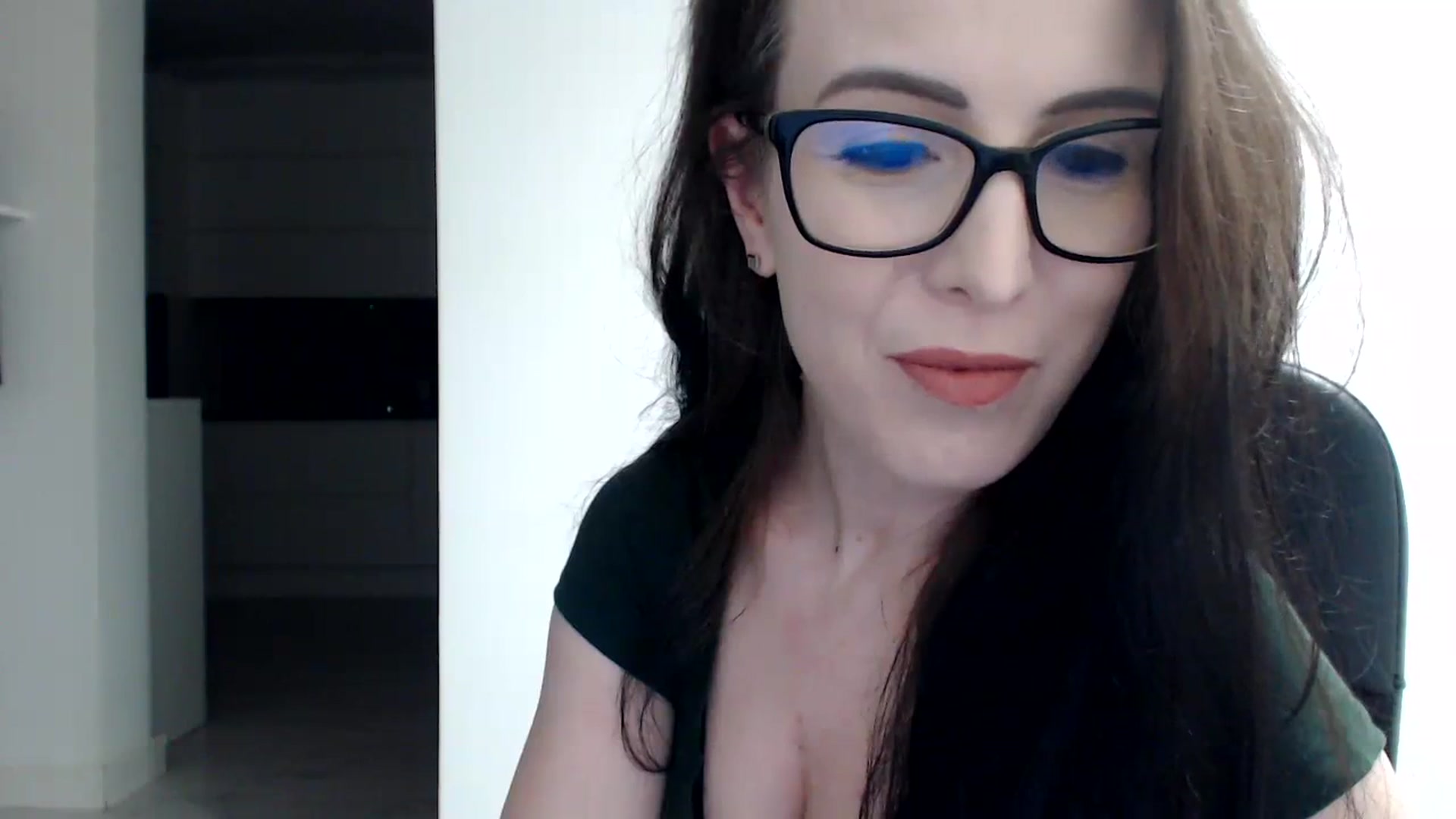 Gallery image thumbnail from Alexys23's myfreecams stream on, 02/12/2024, 02:18 image 9 of 20