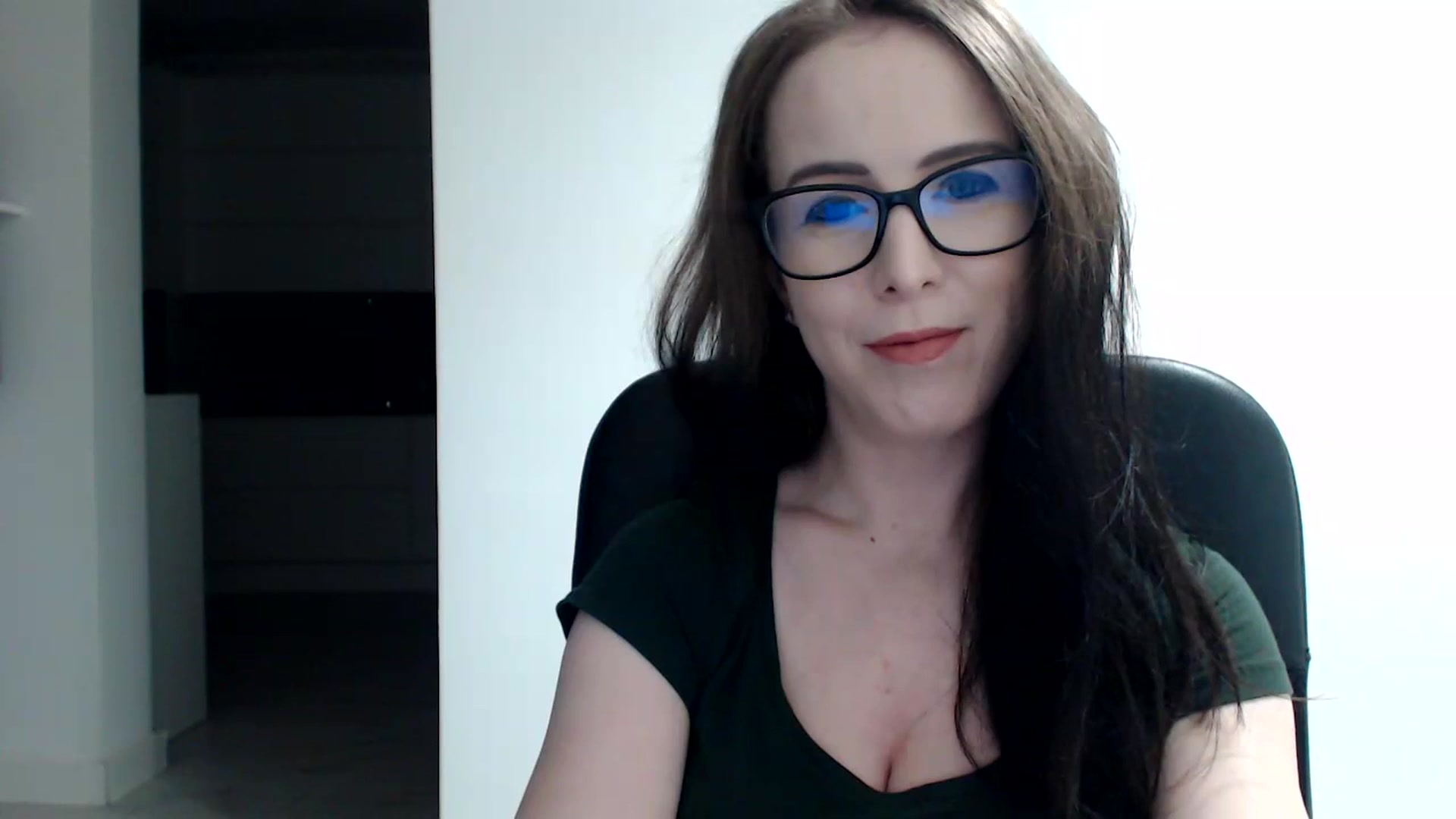Gallery image thumbnail from Alexys23's myfreecams stream on, 02/12/2024, 02:18 image 11 of 20