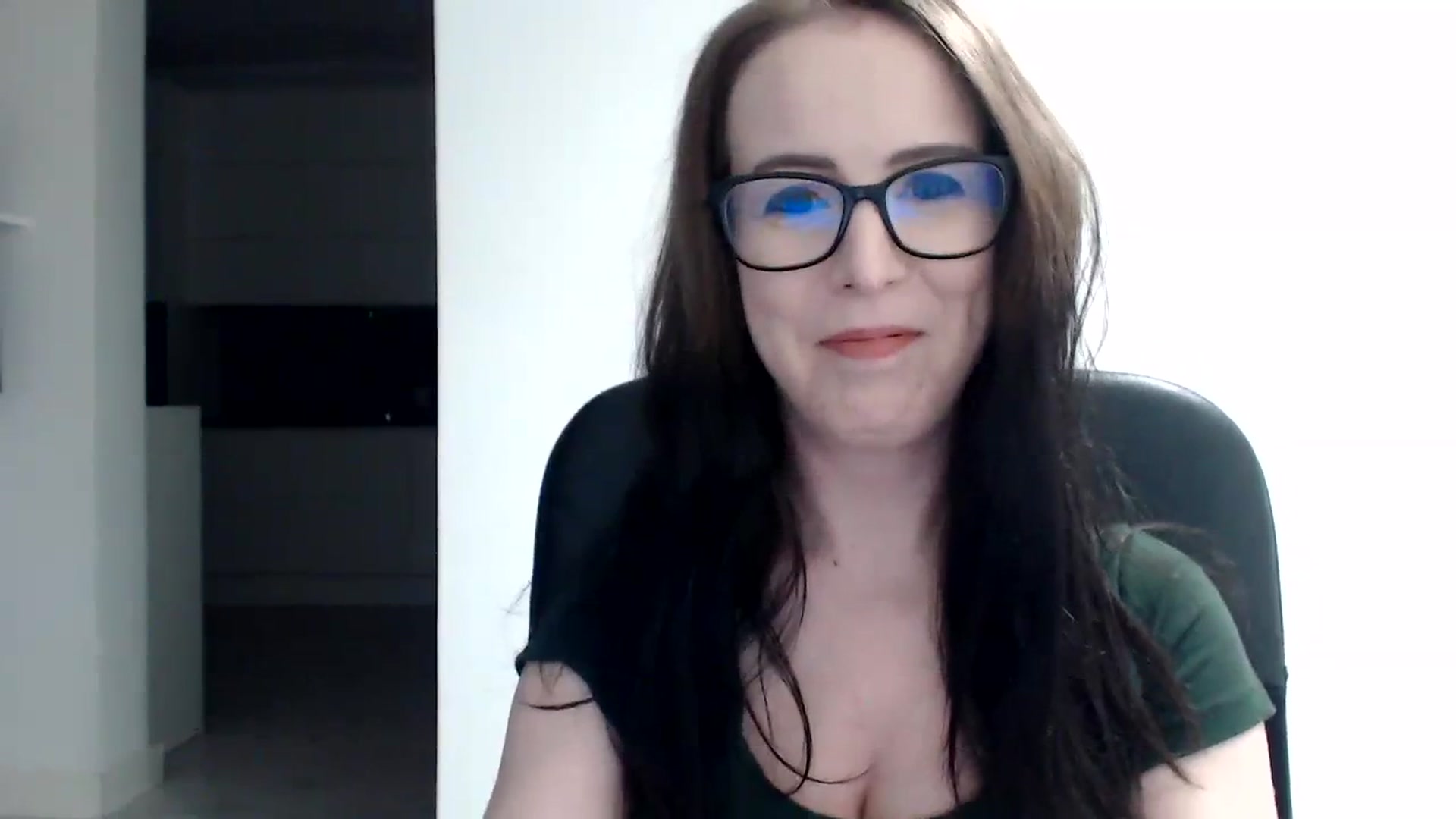 Gallery image thumbnail from Alexys23's myfreecams stream on, 02/12/2024, 02:18 image 7 of 20