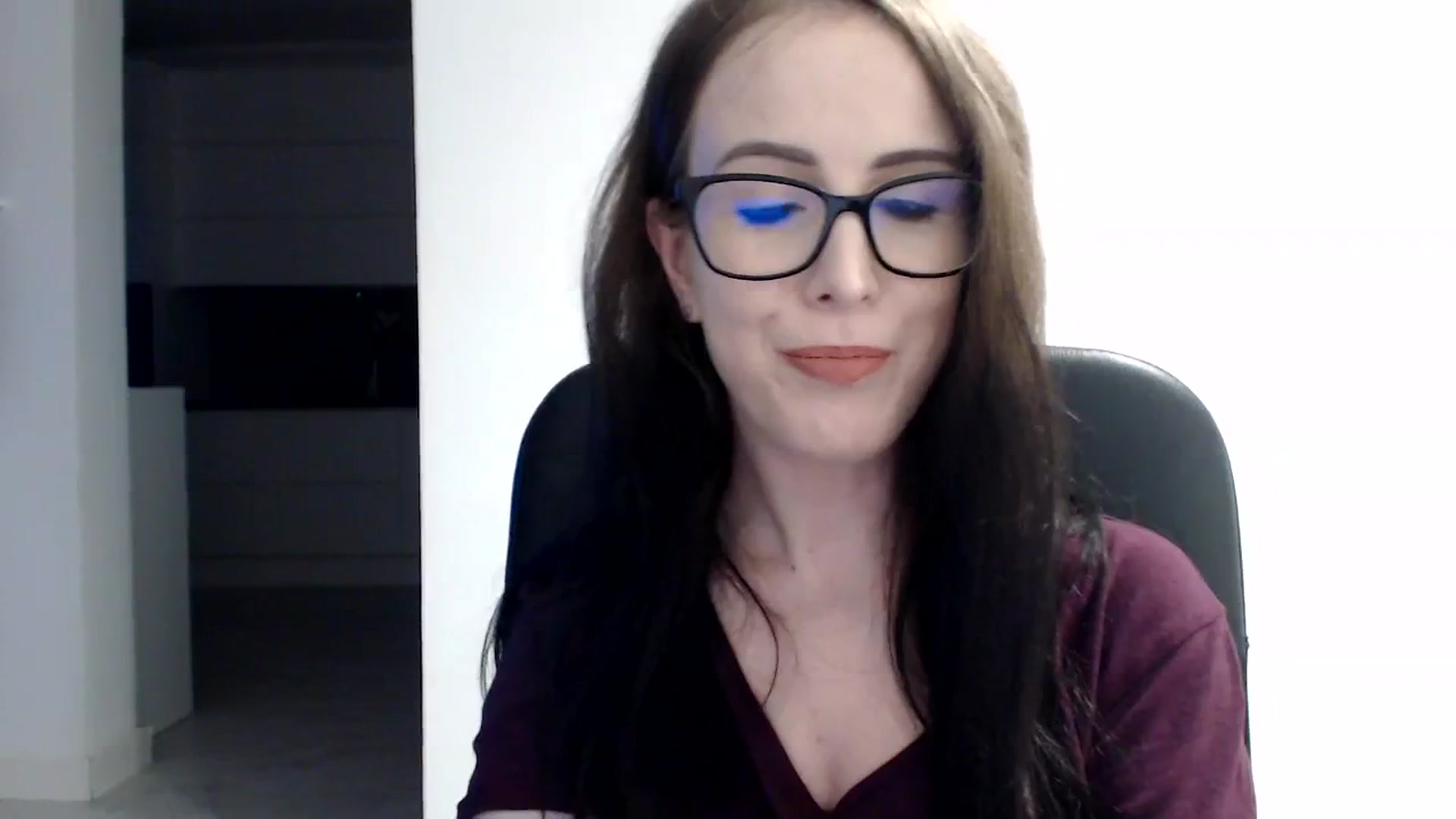Gallery image thumbnail from Alexys23's myfreecams stream on, 03/10/2024, 04:22 image 14 of 20