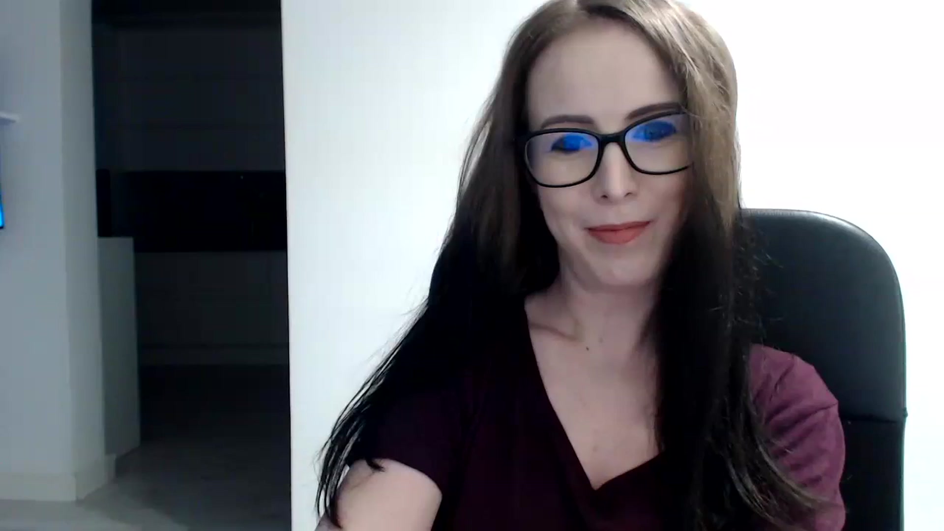 Gallery image thumbnail from Alexys23's myfreecams stream on, 03/10/2024, 04:22 image 3 of 20