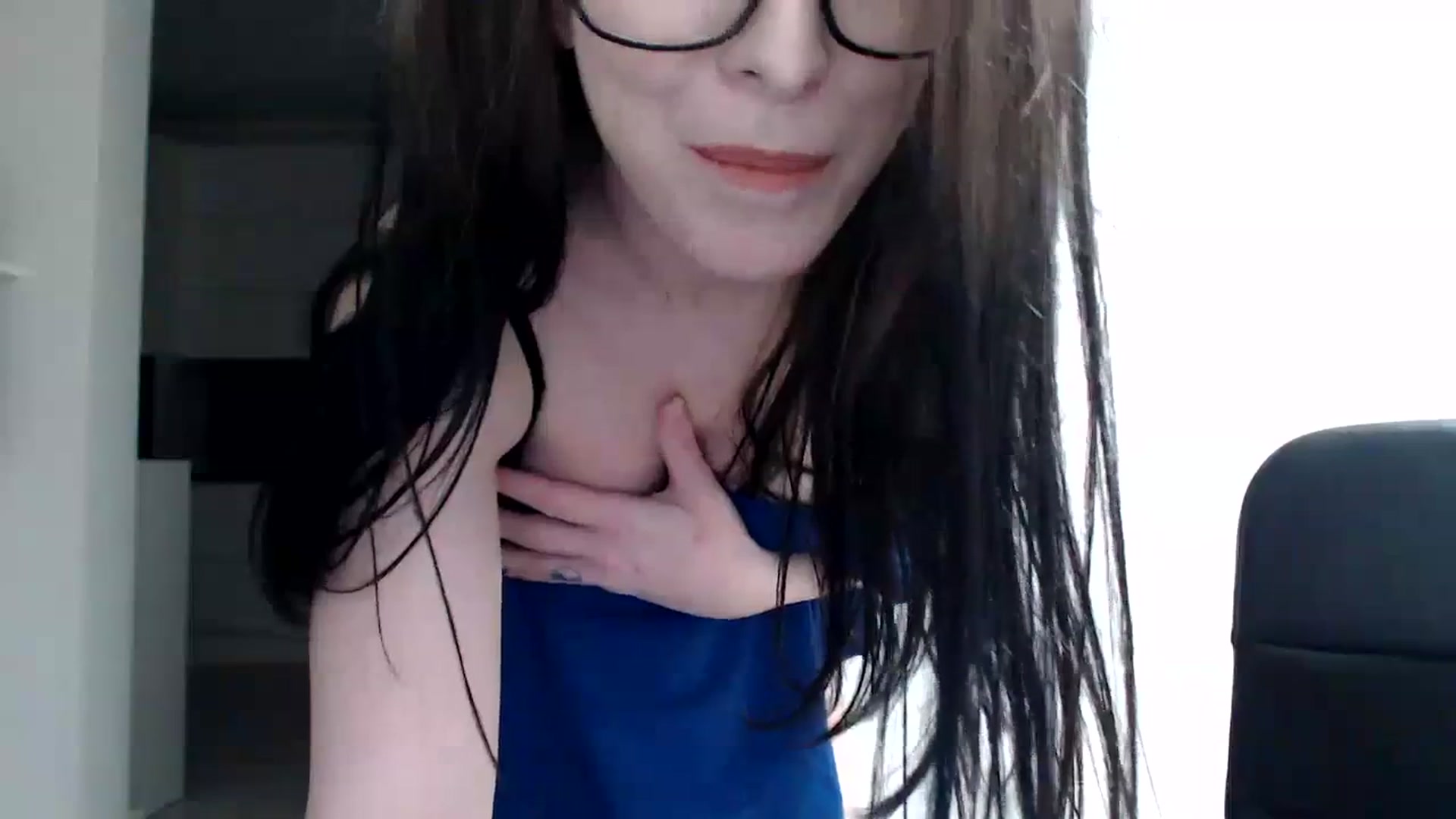 Gallery image thumbnail from Alexys23's myfreecams stream on, 03/17/2024, 06:16 image 4 of 20