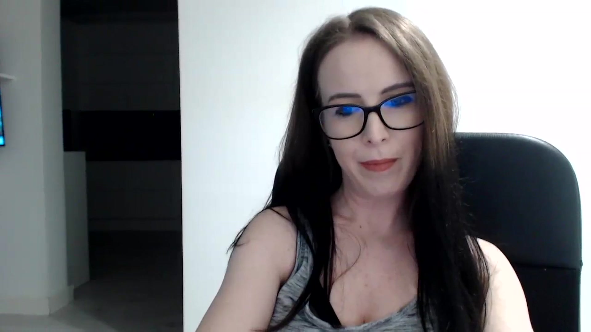 Gallery image thumbnail from Alexys23's myfreecams stream on, 03/24/2024, 04:54 image 9 of 20