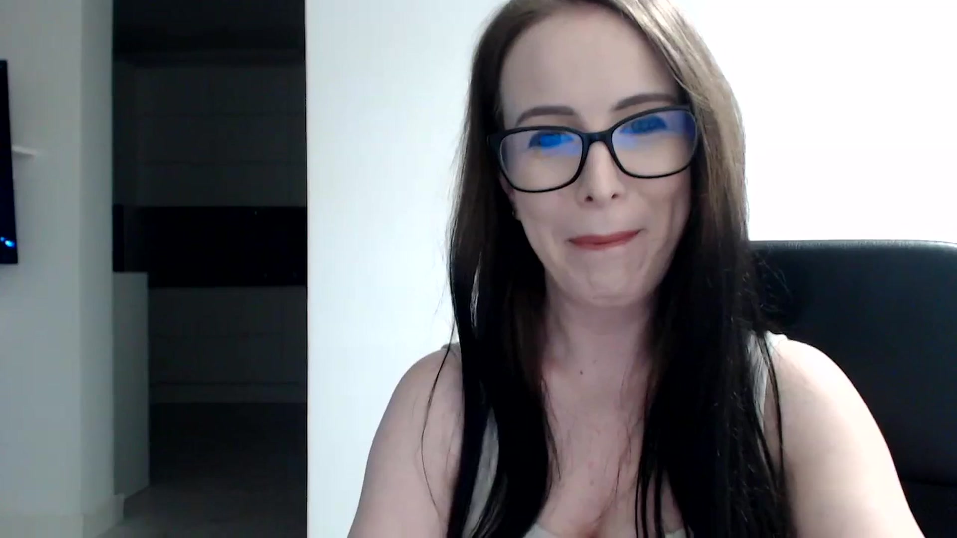 Gallery image thumbnail from Alexys23's myfreecams stream on, 03/25/2024, 03:13 image 13 of 20