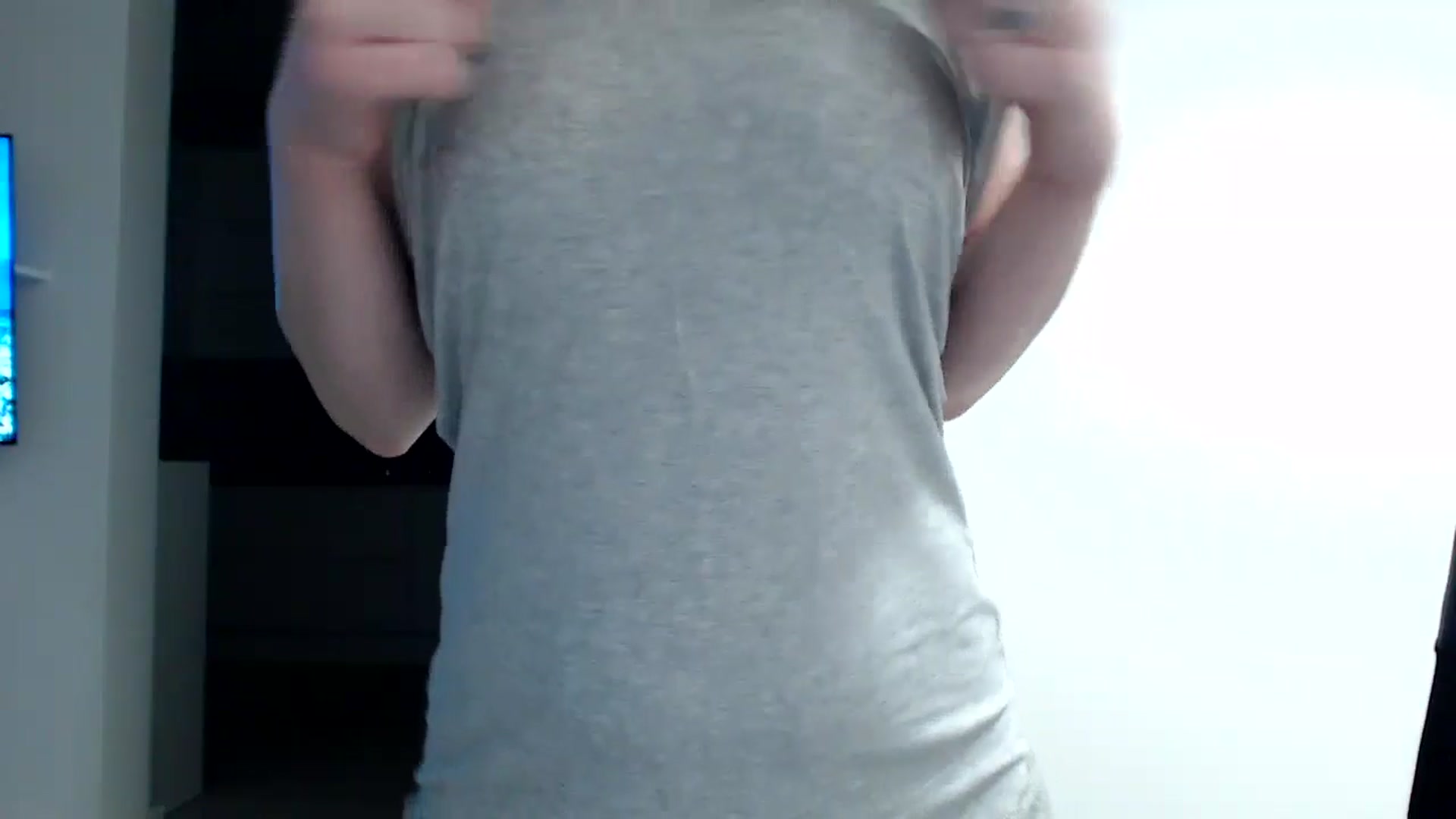 Gallery image thumbnail from Alexys23's myfreecams stream on, 04/28/2024, 03:20 image 3 of 20