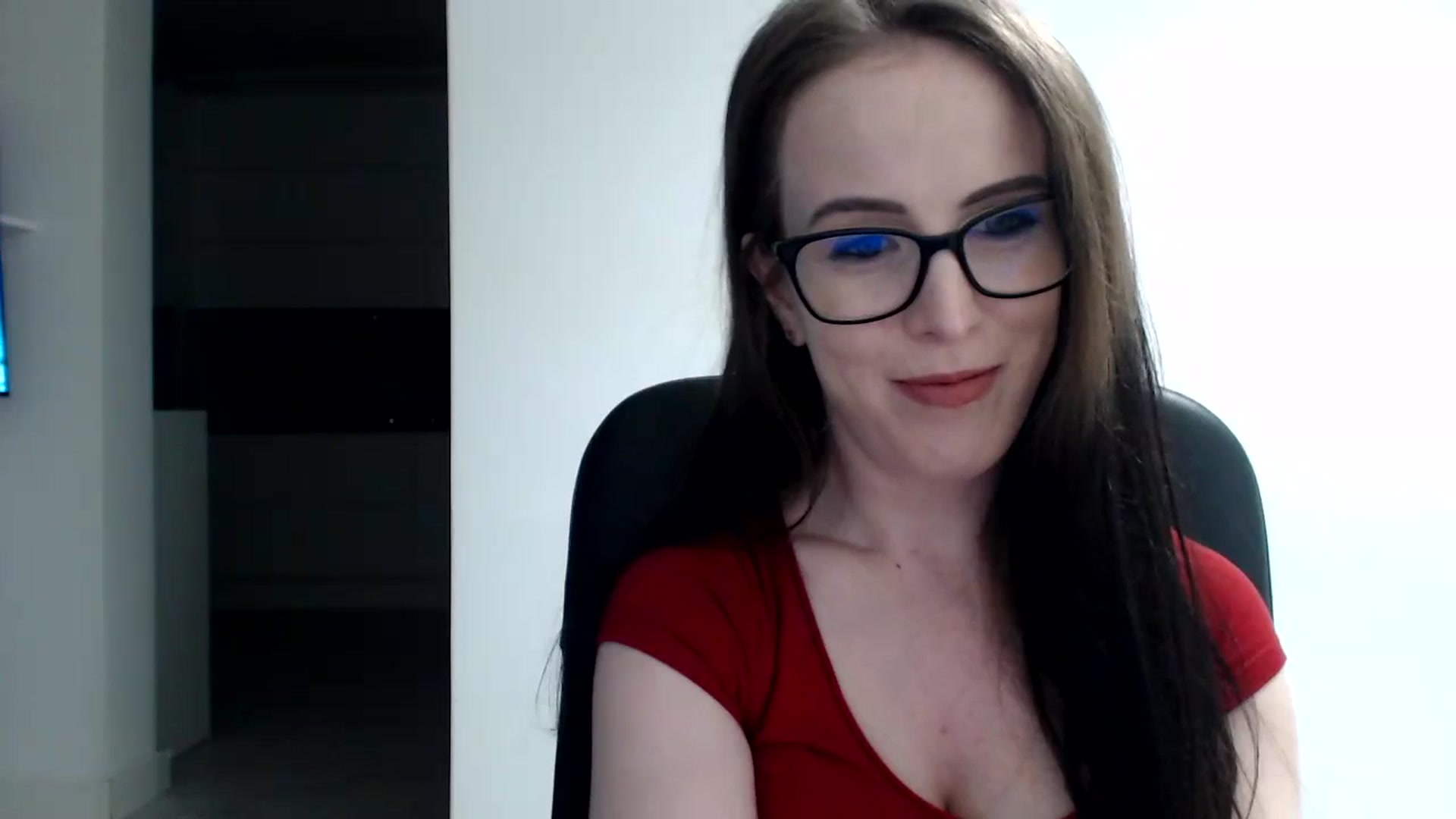 Gallery image thumbnail from Alexys23's myfreecams stream on, 04/29/2024, 01:01 image 10 of 20